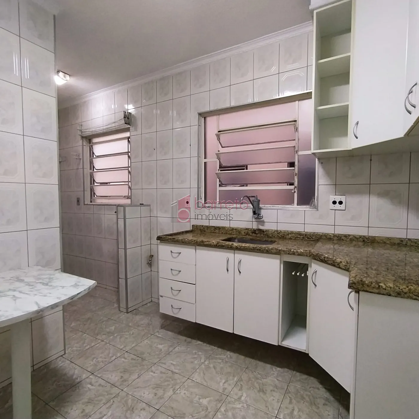 Comprar Apartamento / Padrão em Jundiaí R$ 290.000,00 - Foto 5