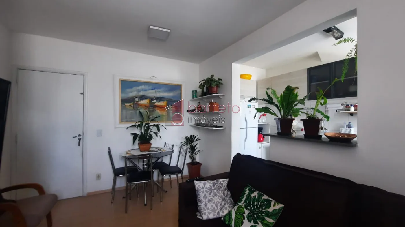 Comprar Apartamento / Padrão em Jundiaí R$ 330.000,00 - Foto 2