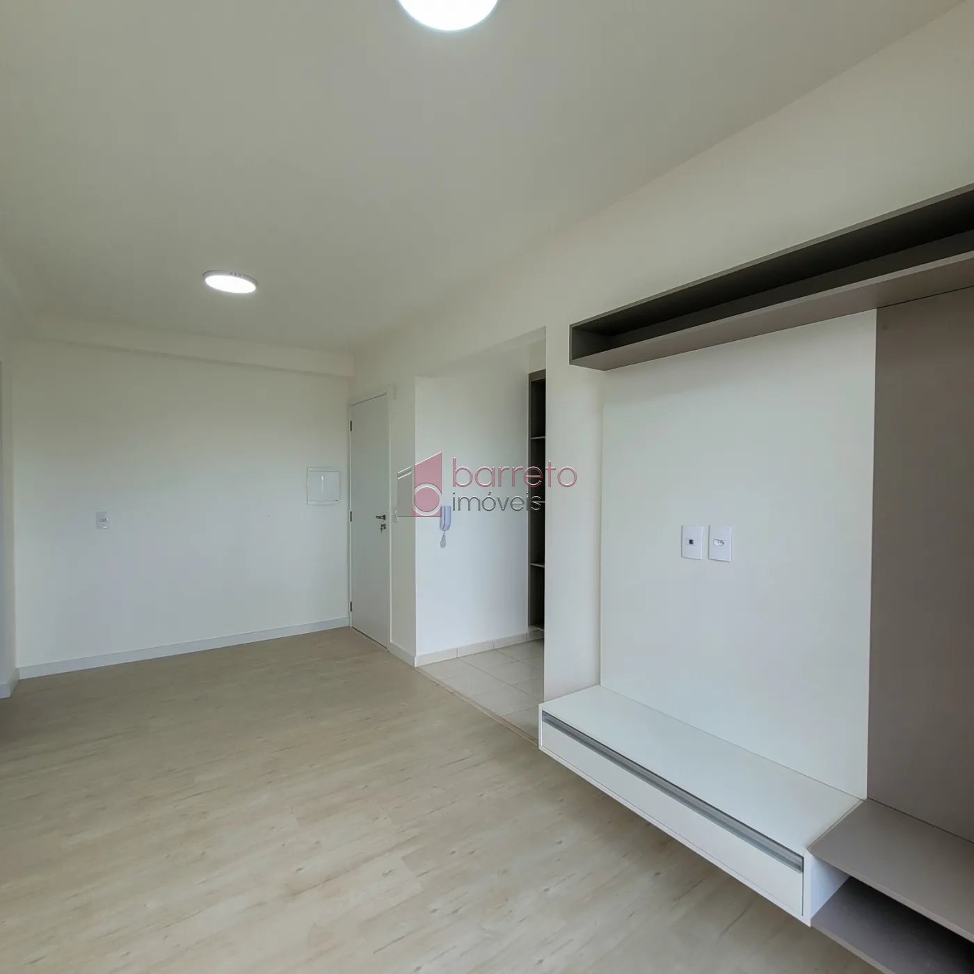 Alugar Apartamento / Padrão em Jundiaí R$ 2.000,00 - Foto 2