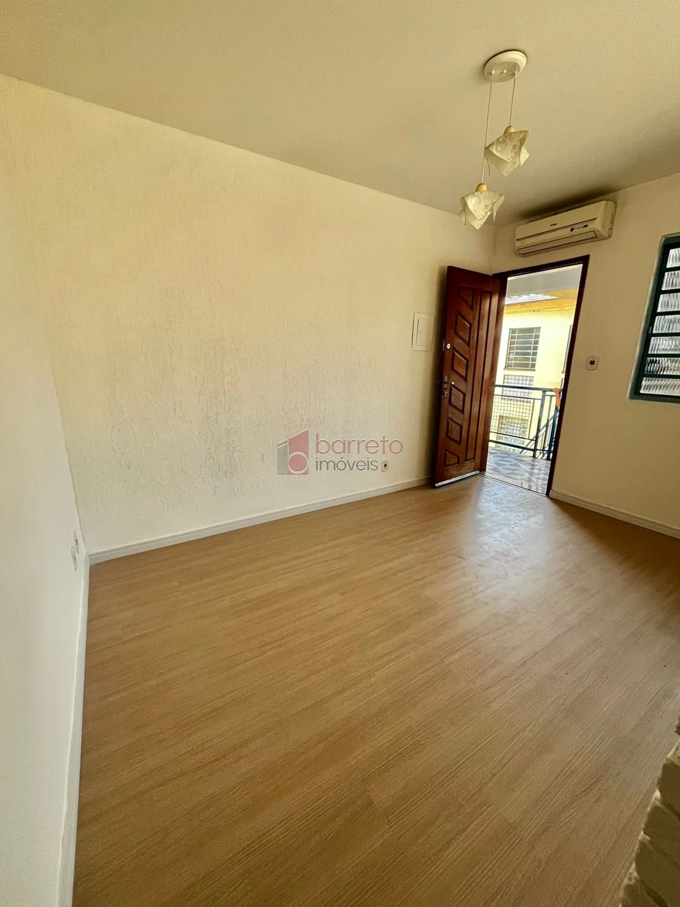 Comprar Apartamento / Padrão em Jundiaí R$ 189.990,00 - Foto 1