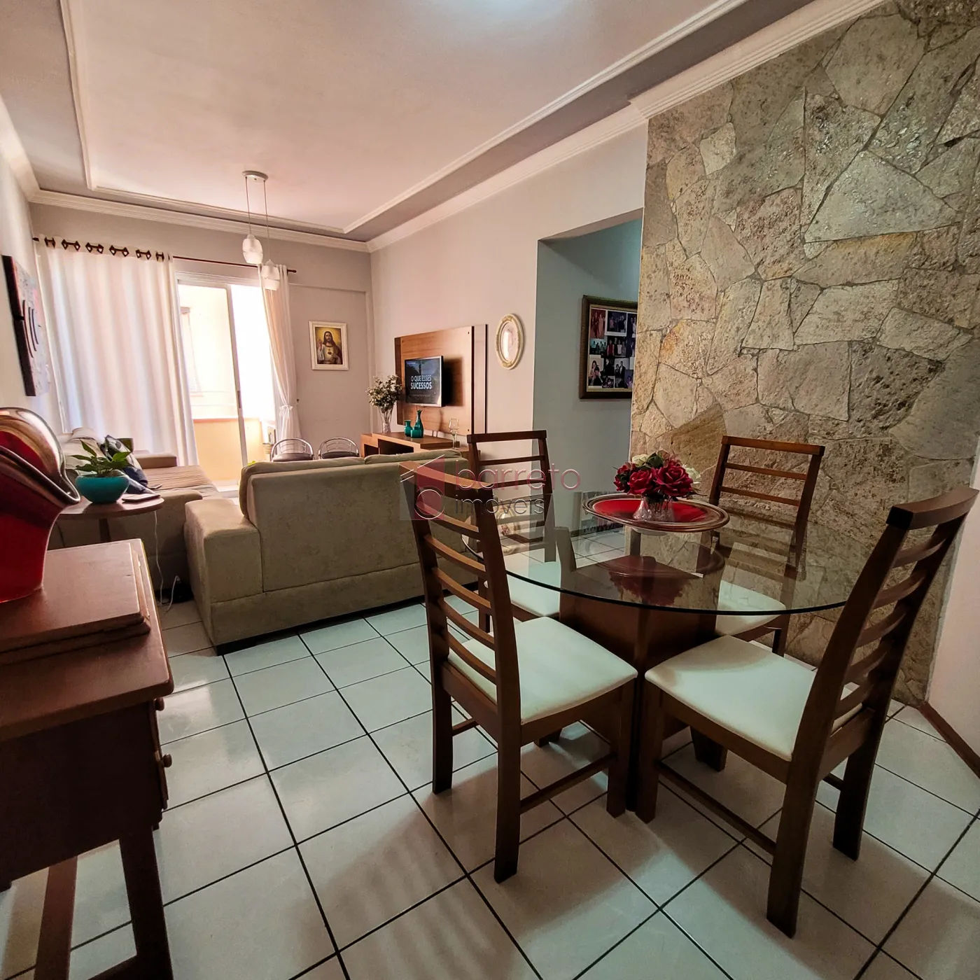 Comprar Apartamento / Padrão em Jundiaí R$ 415.000,00 - Foto 2