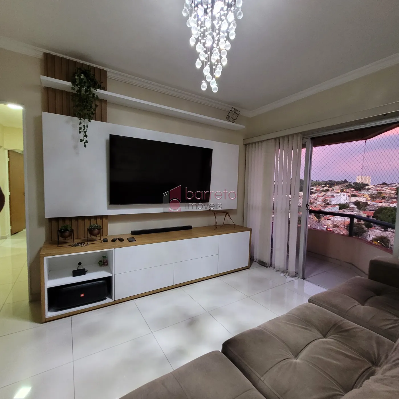 Comprar Apartamento / Padrão em Jundiaí R$ 405.000,00 - Foto 1