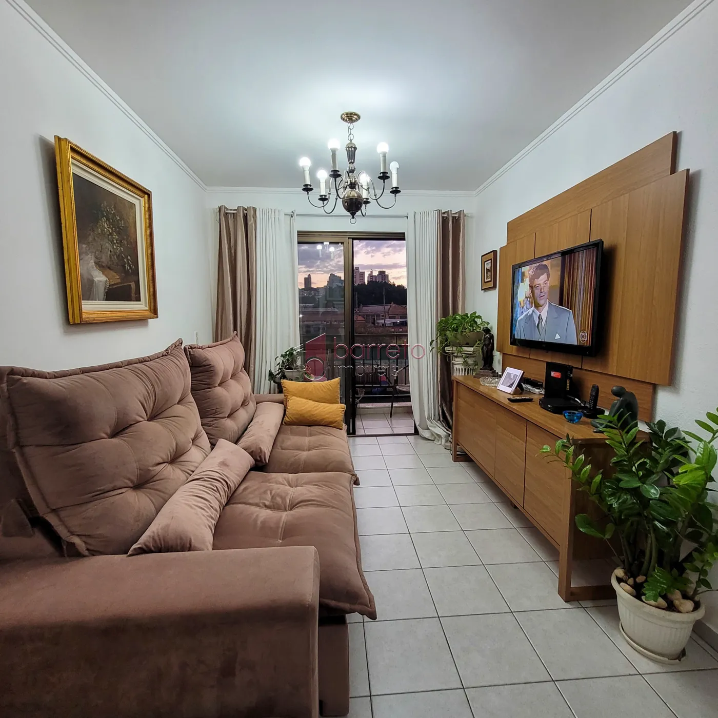 Comprar Apartamento / Padrão em Jundiaí R$ 470.000,00 - Foto 2