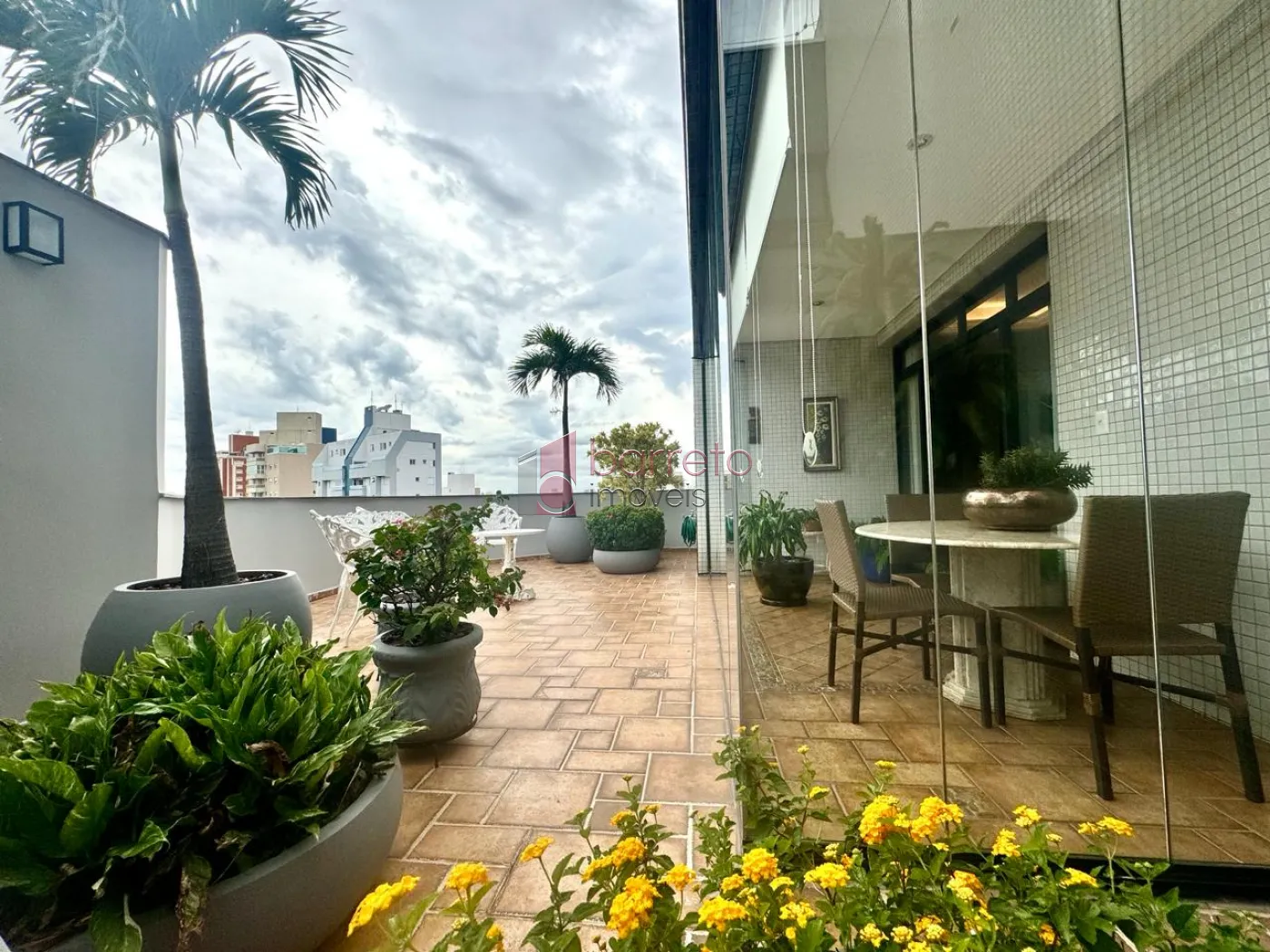 Comprar Apartamento / Cobertura em Jundiaí R$ 2.400.000,00 - Foto 2