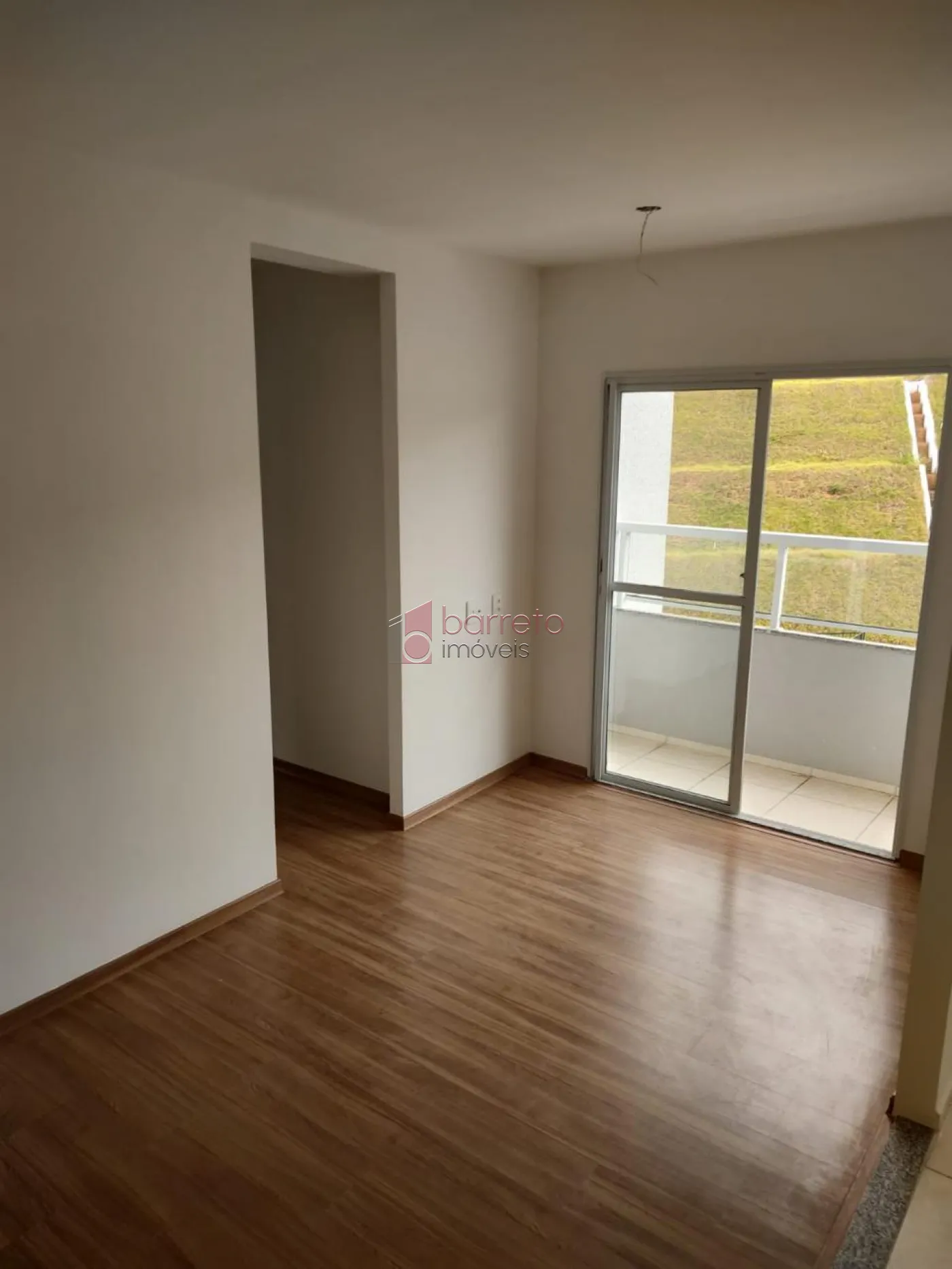 Alugar Apartamento / Padrão em Jundiaí R$ 2.300,00 - Foto 1