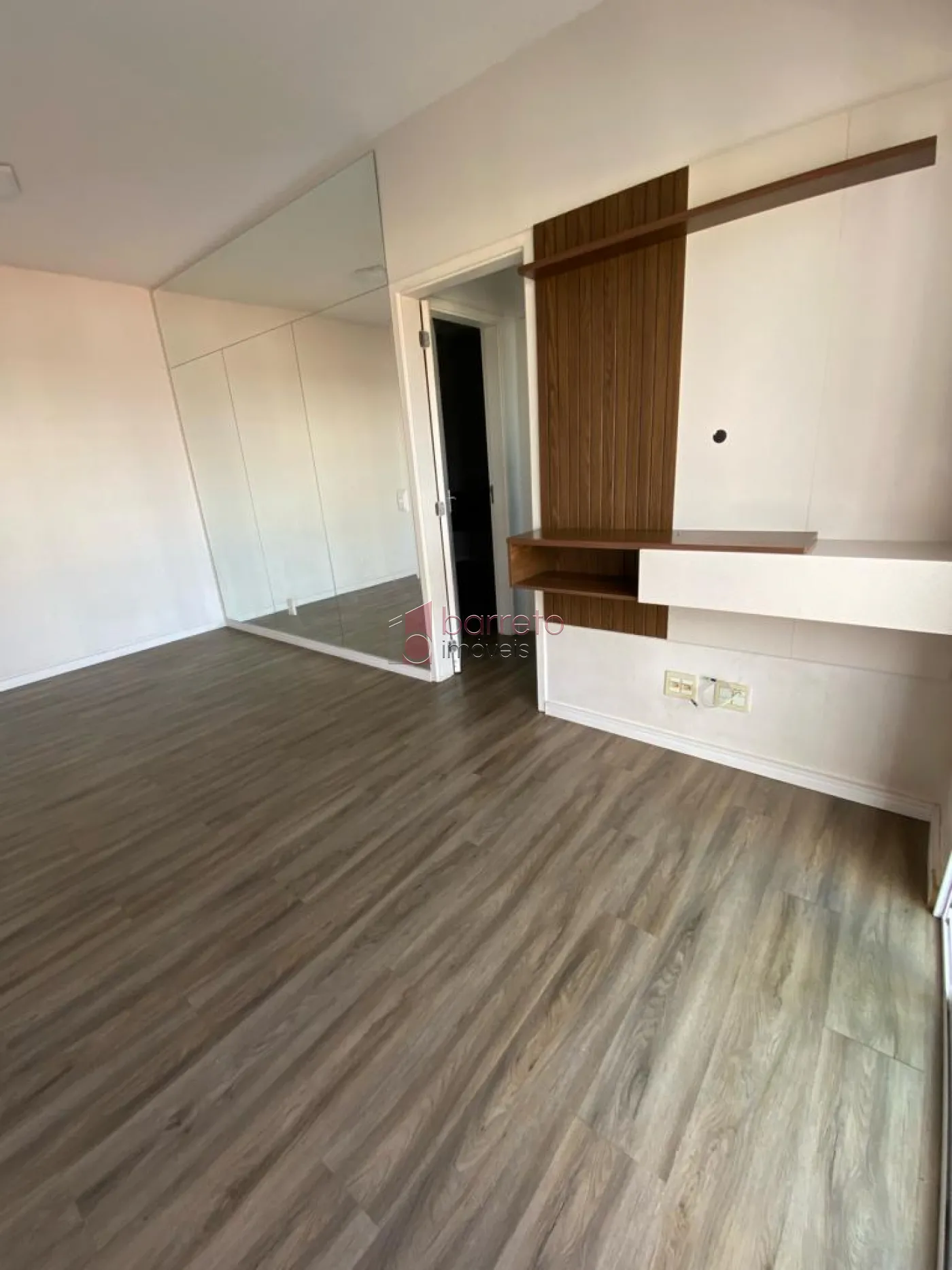 Comprar Apartamento / Padrão em Jundiaí R$ 420.000,00 - Foto 3