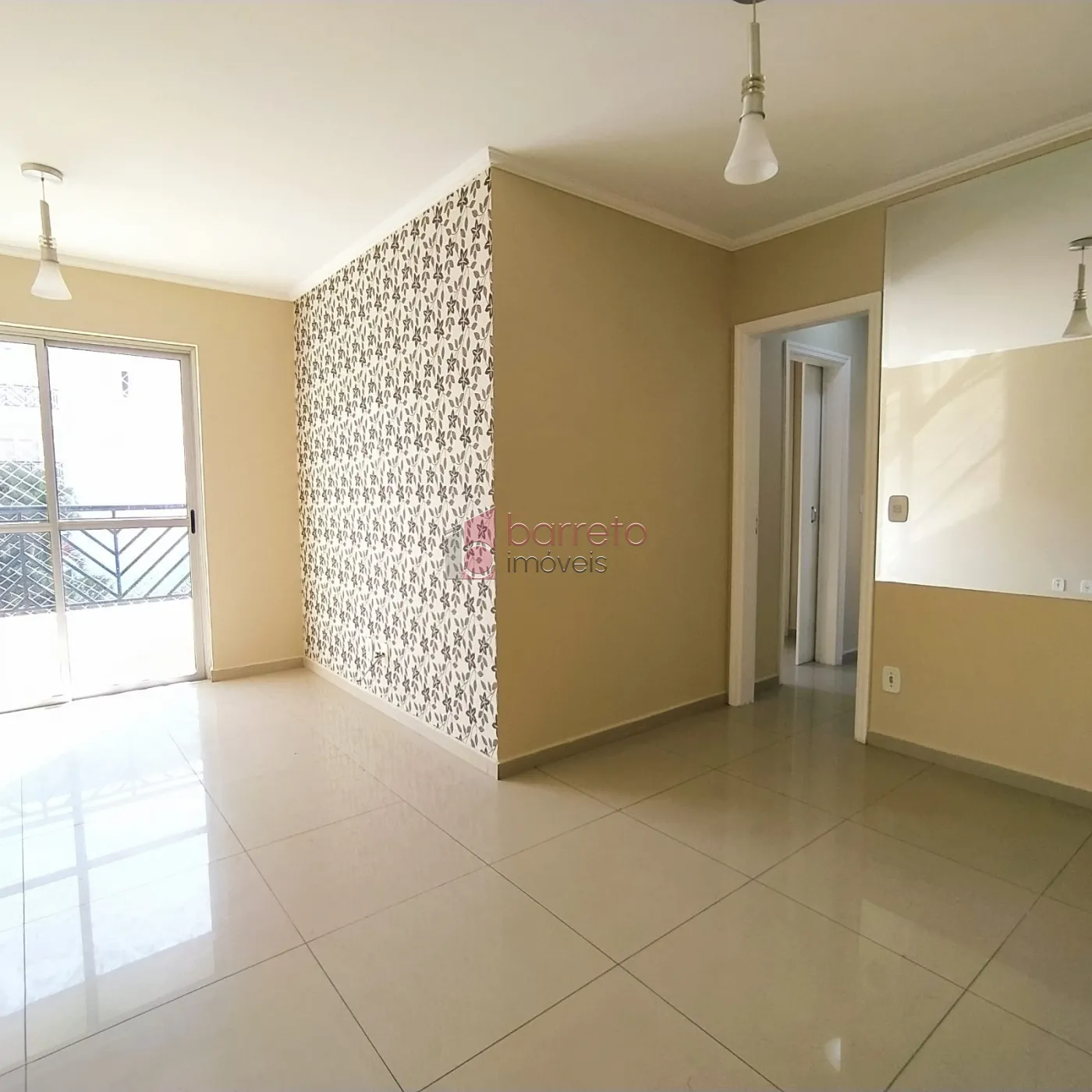 Comprar Apartamento / Padrão em Jundiaí R$ 385.000,00 - Foto 1