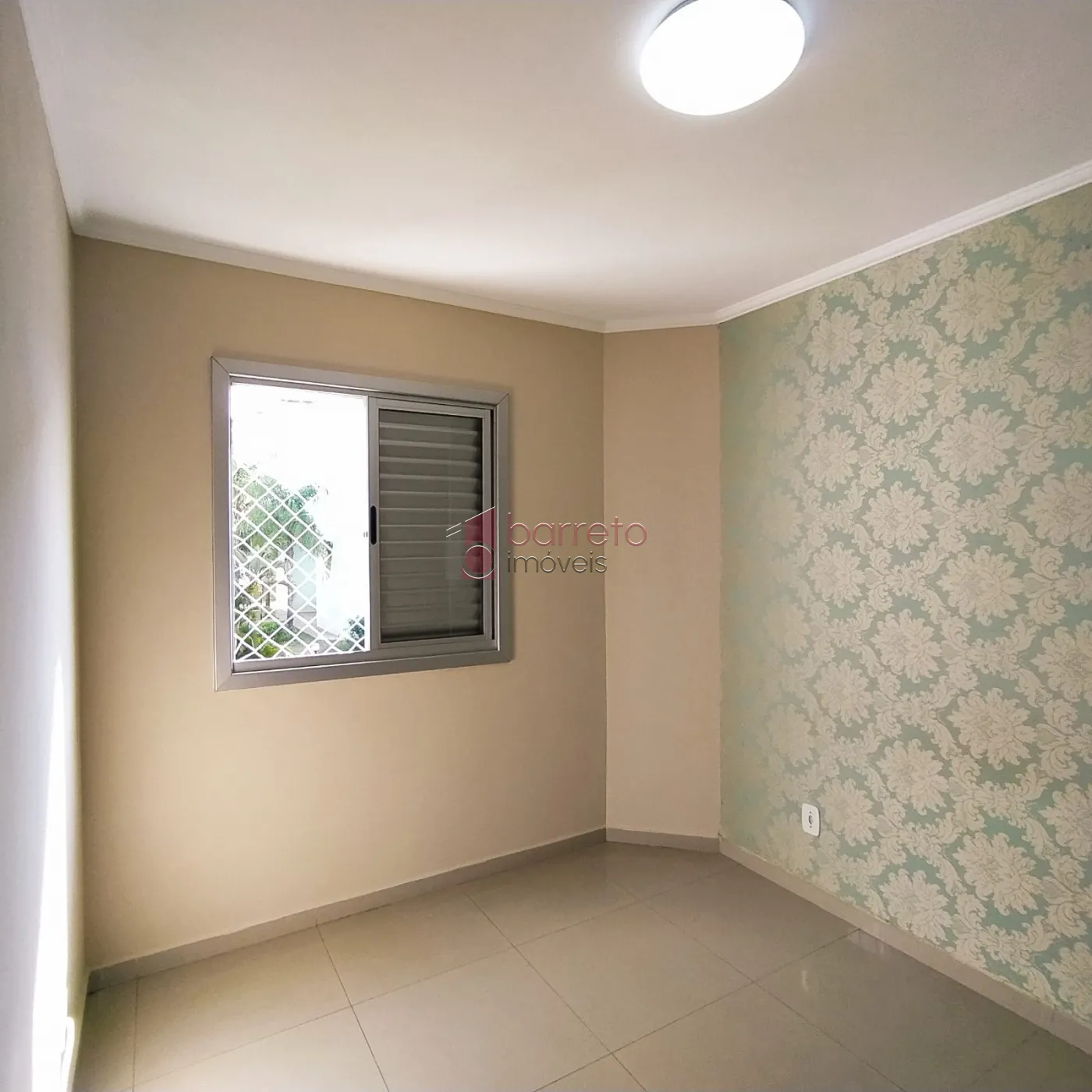 Comprar Apartamento / Padrão em Jundiaí R$ 385.000,00 - Foto 4