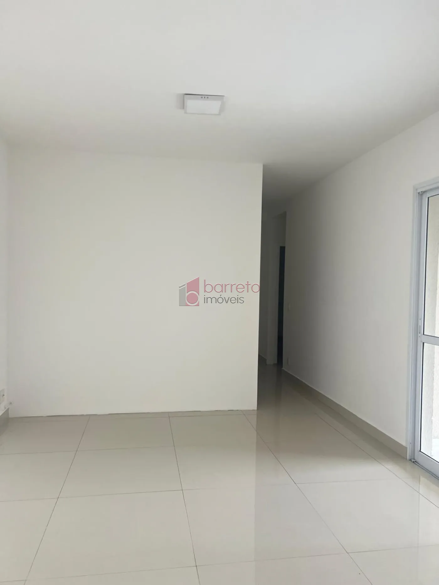 Comprar Apartamento / Padrão em Jundiaí R$ 710.000,00 - Foto 3