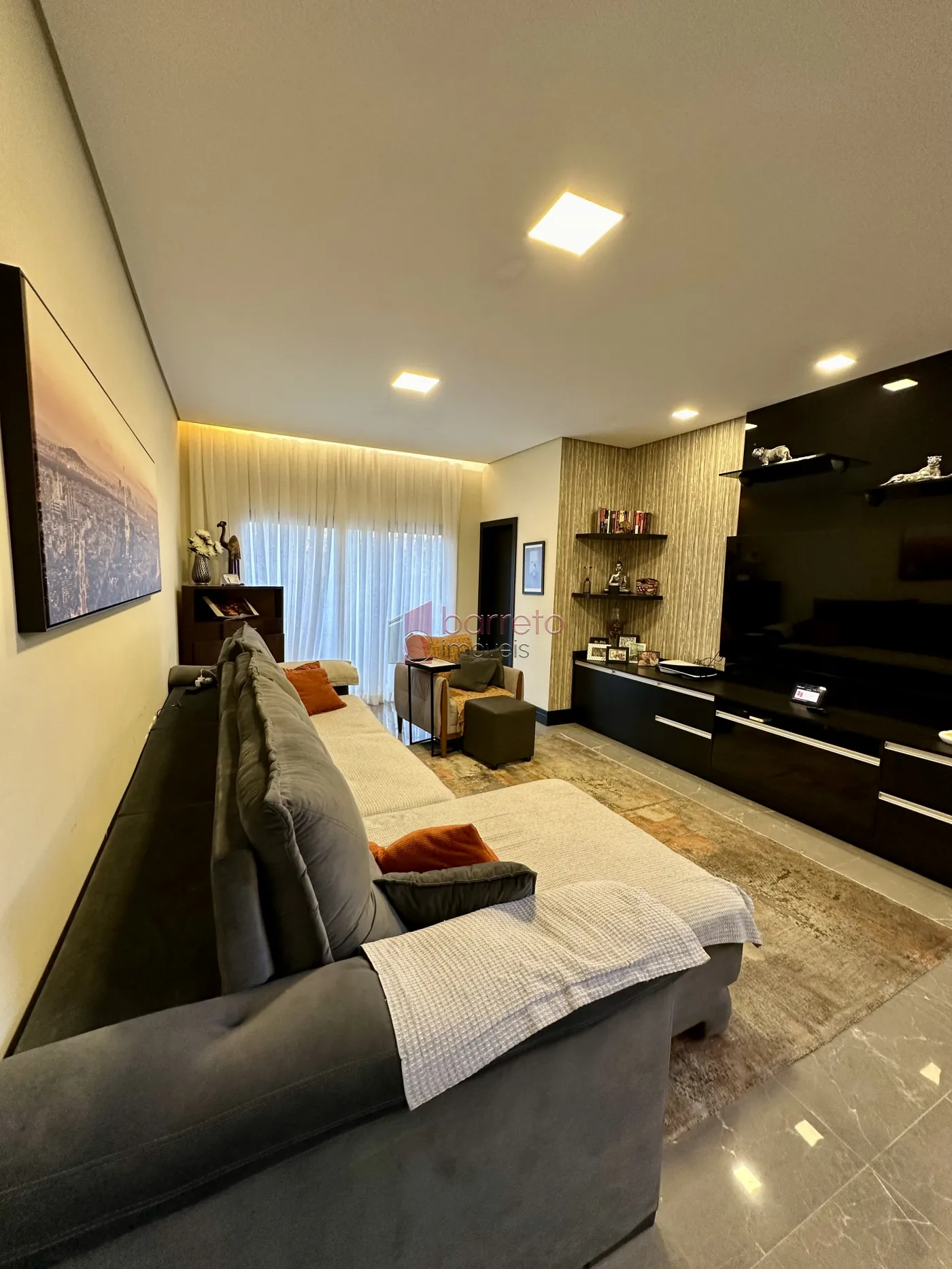 Alugar Casa / Condomínio em Jundiaí R$ 8.500,00 - Foto 2