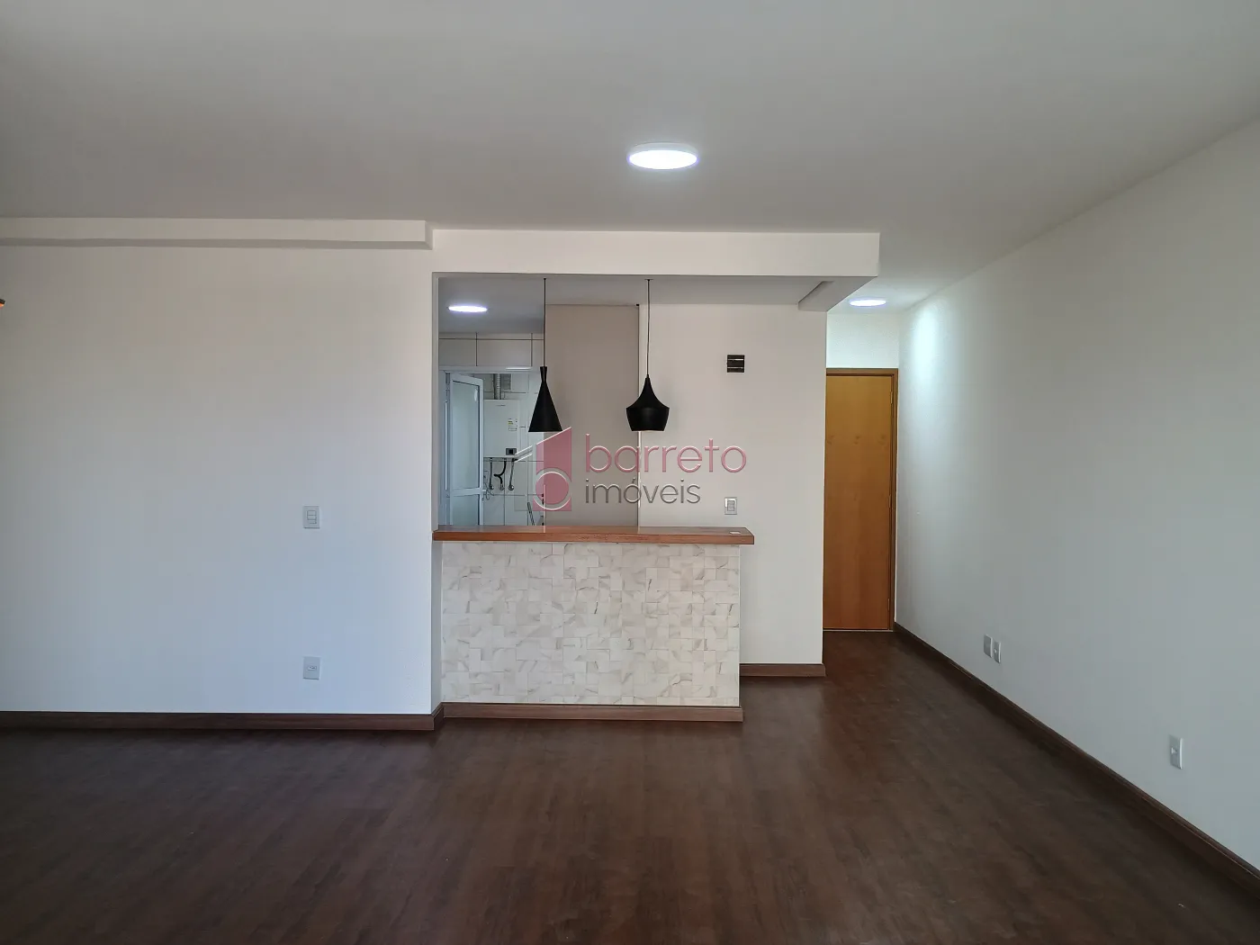 Alugar Apartamento / Padrão em Jundiaí R$ 4.000,00 - Foto 1