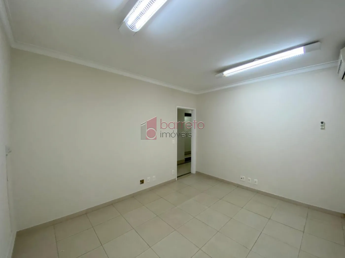 Alugar Comercial / Salão (sem cond.) em Jundiaí R$ 5.800,00 - Foto 3