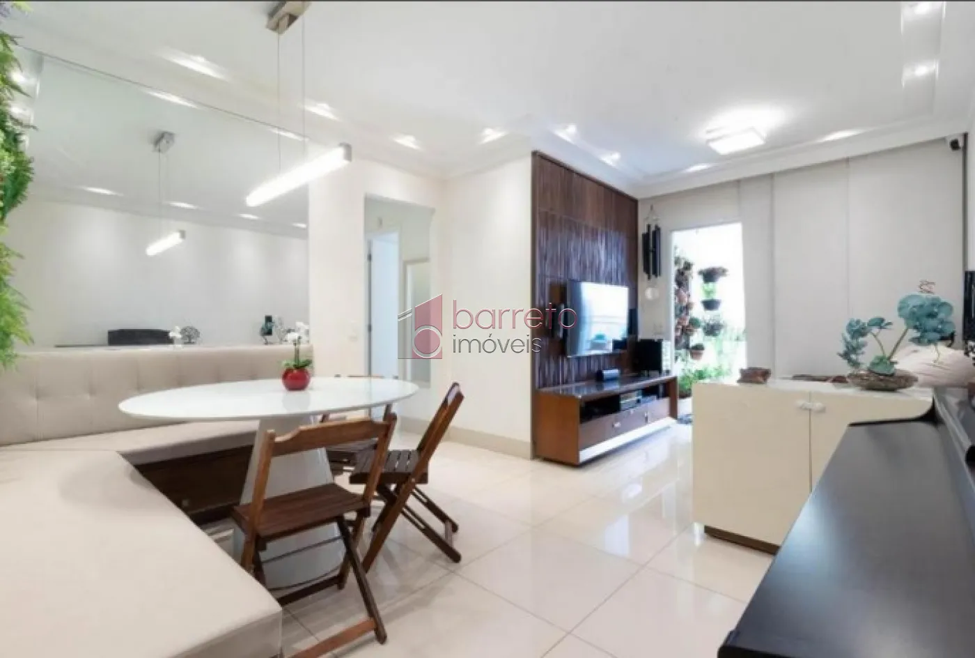 Comprar Apartamento / Padrão em Jundiaí R$ 690.000,00 - Foto 1