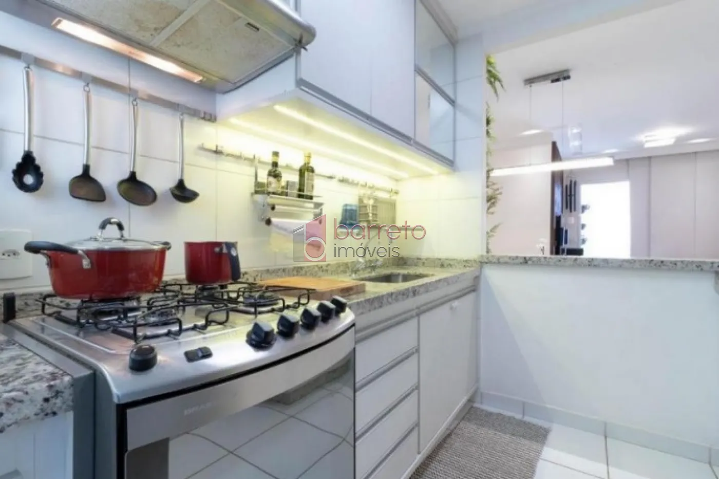 Comprar Apartamento / Padrão em Jundiaí R$ 690.000,00 - Foto 3