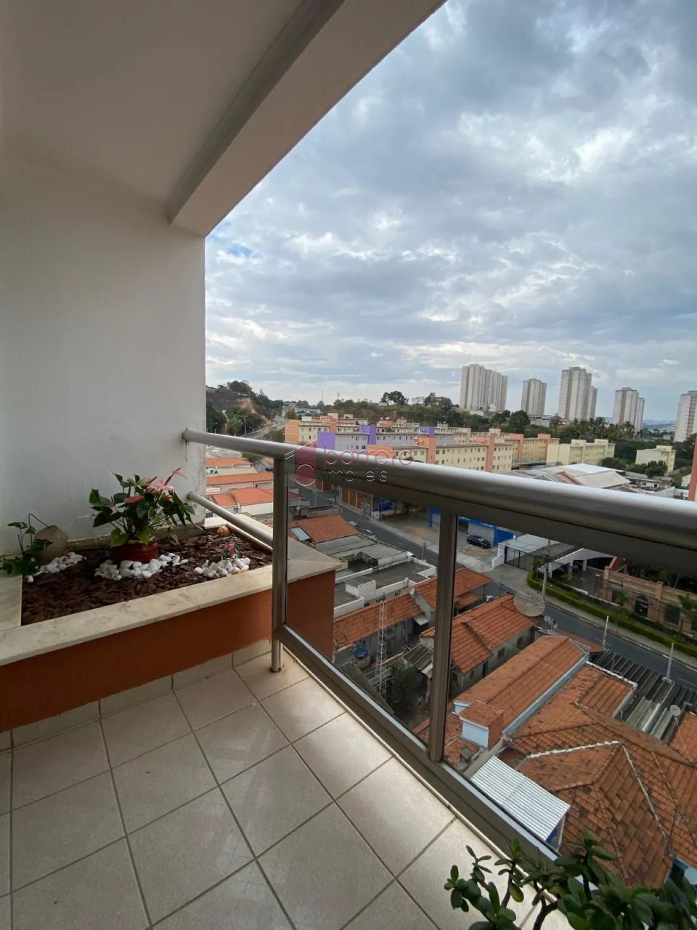 Comprar Apartamento / Padrão em Jundiaí R$ 570.000,00 - Foto 3