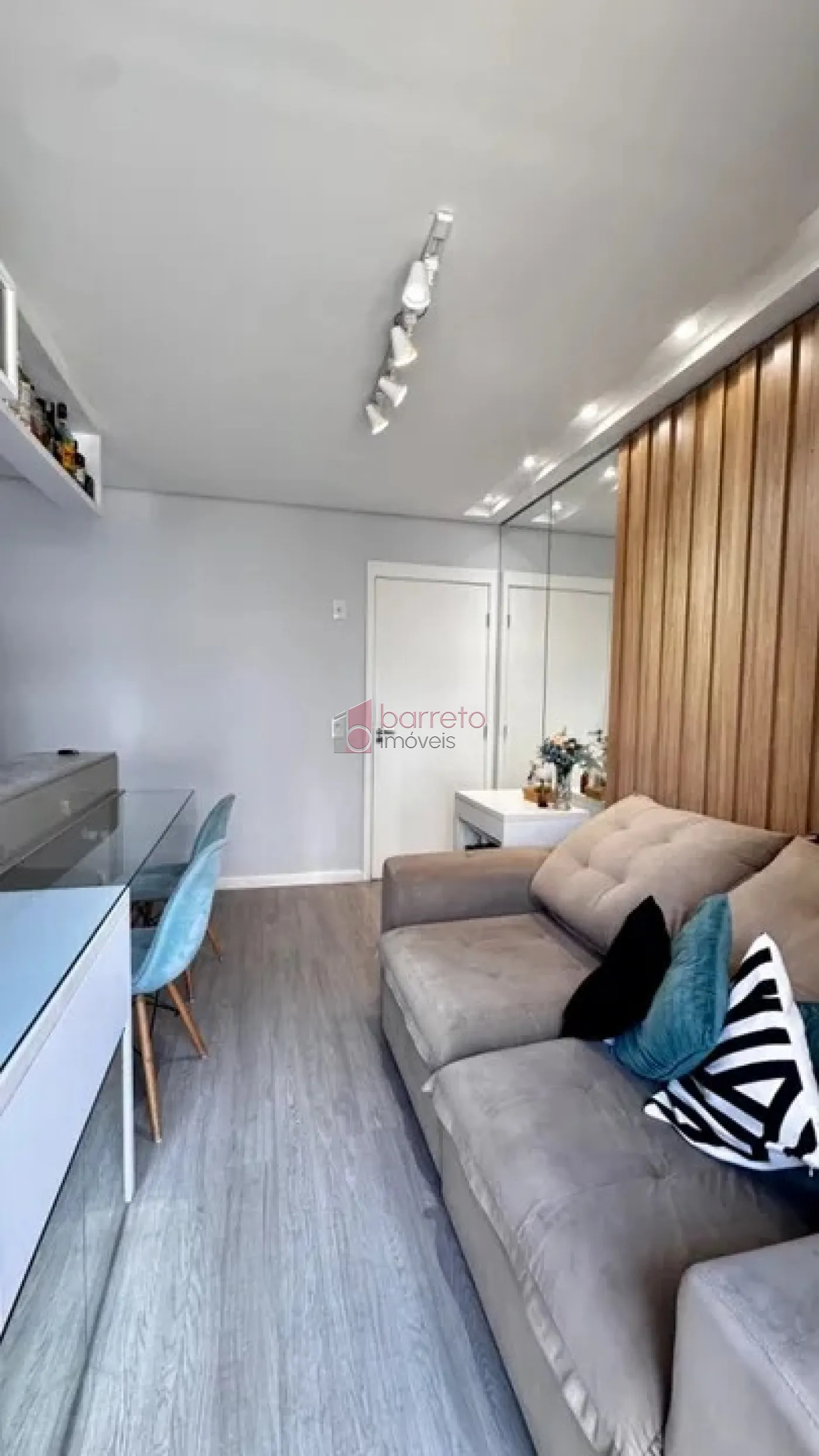 Comprar Apartamento / Padrão em Jundiaí R$ 405.000,00 - Foto 4