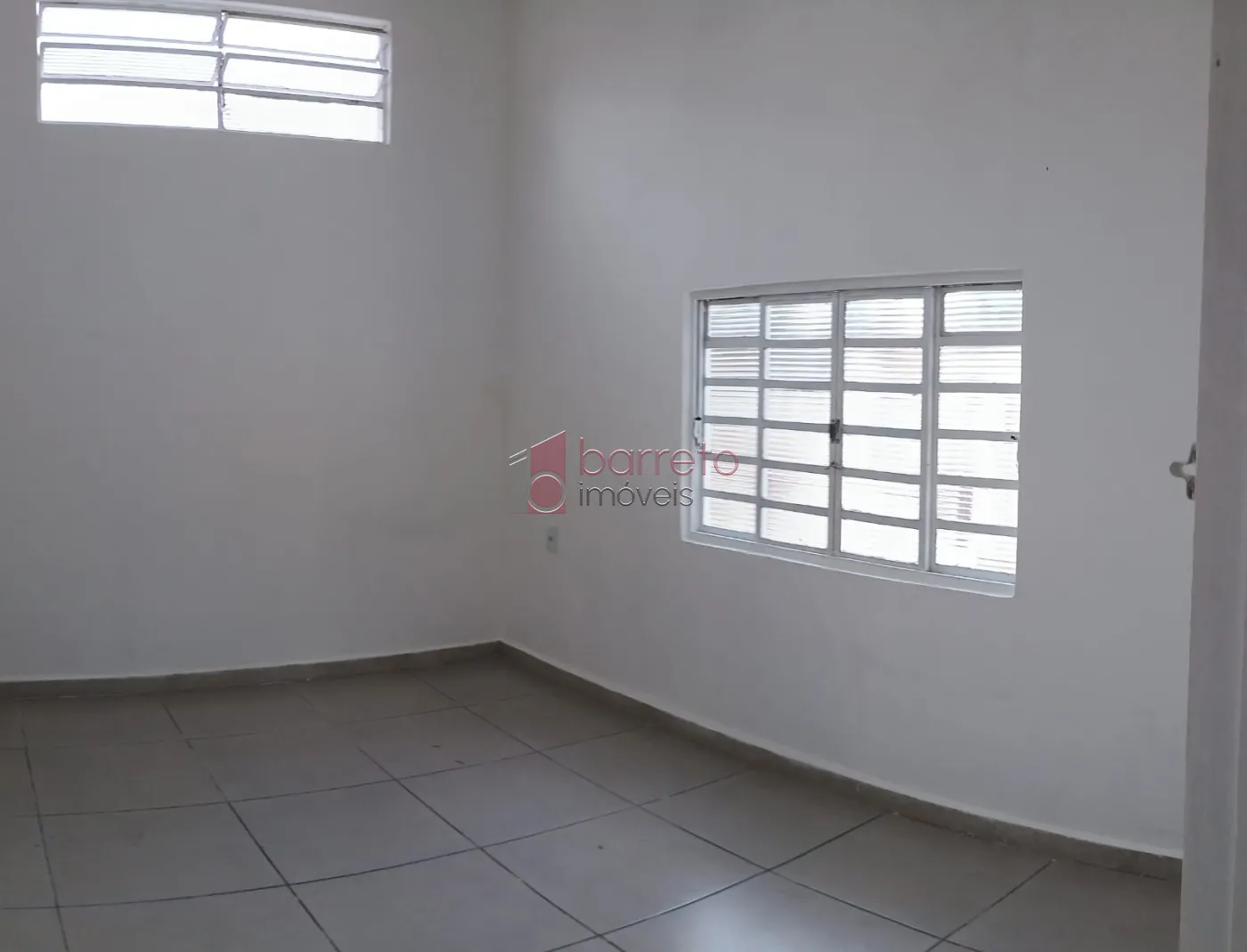 Alugar Casa / Padrão em Jundiaí R$ 1.550,00 - Foto 1