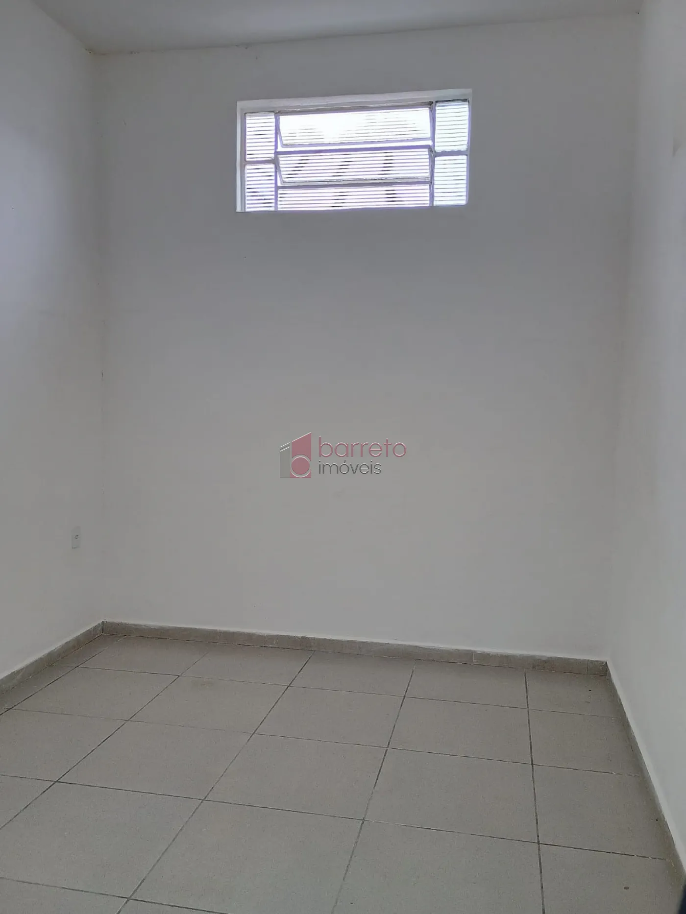 Alugar Casa / Padrão em Jundiaí R$ 1.550,00 - Foto 2