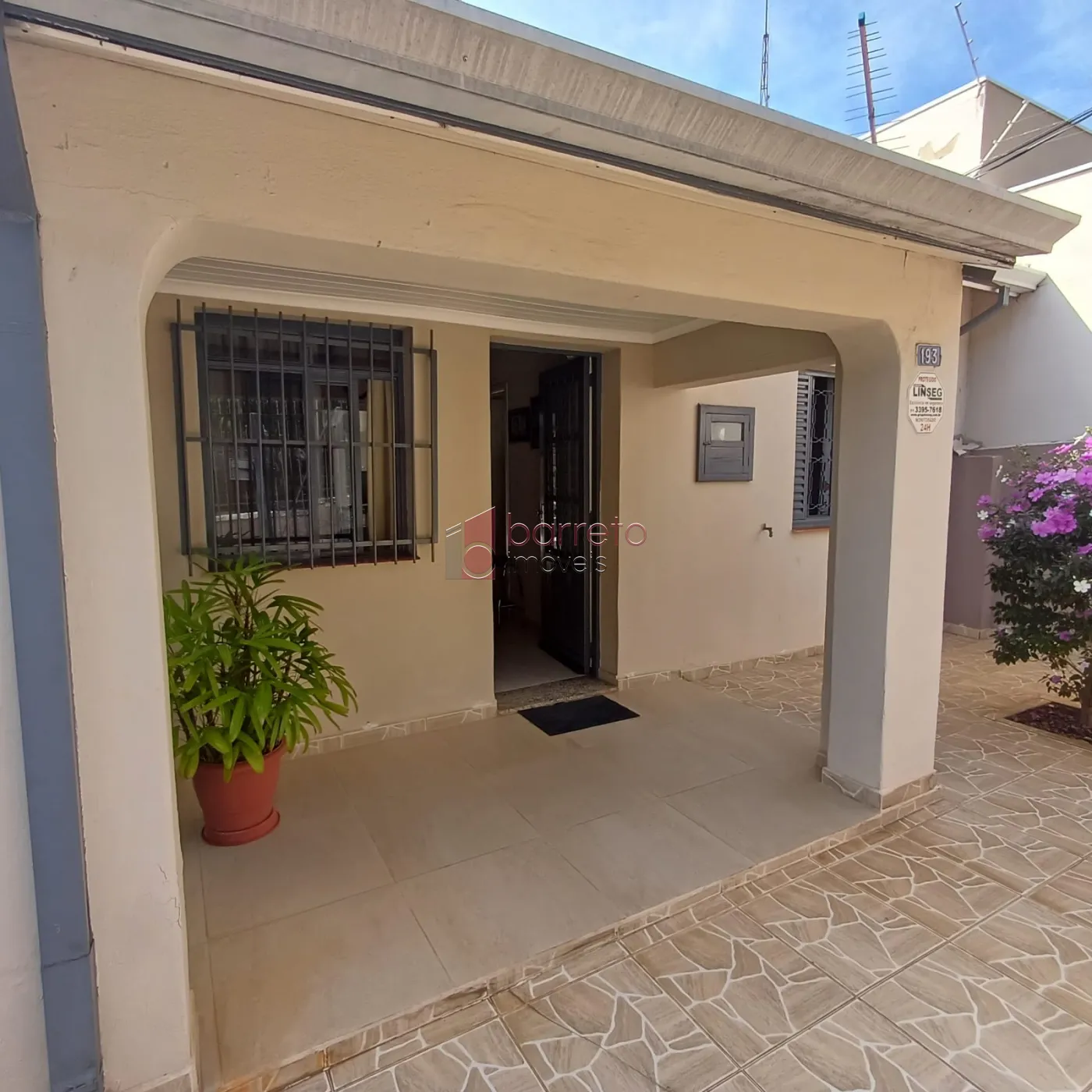 Comprar Casa / Térrea em Jundiaí R$ 790.000,00 - Foto 2