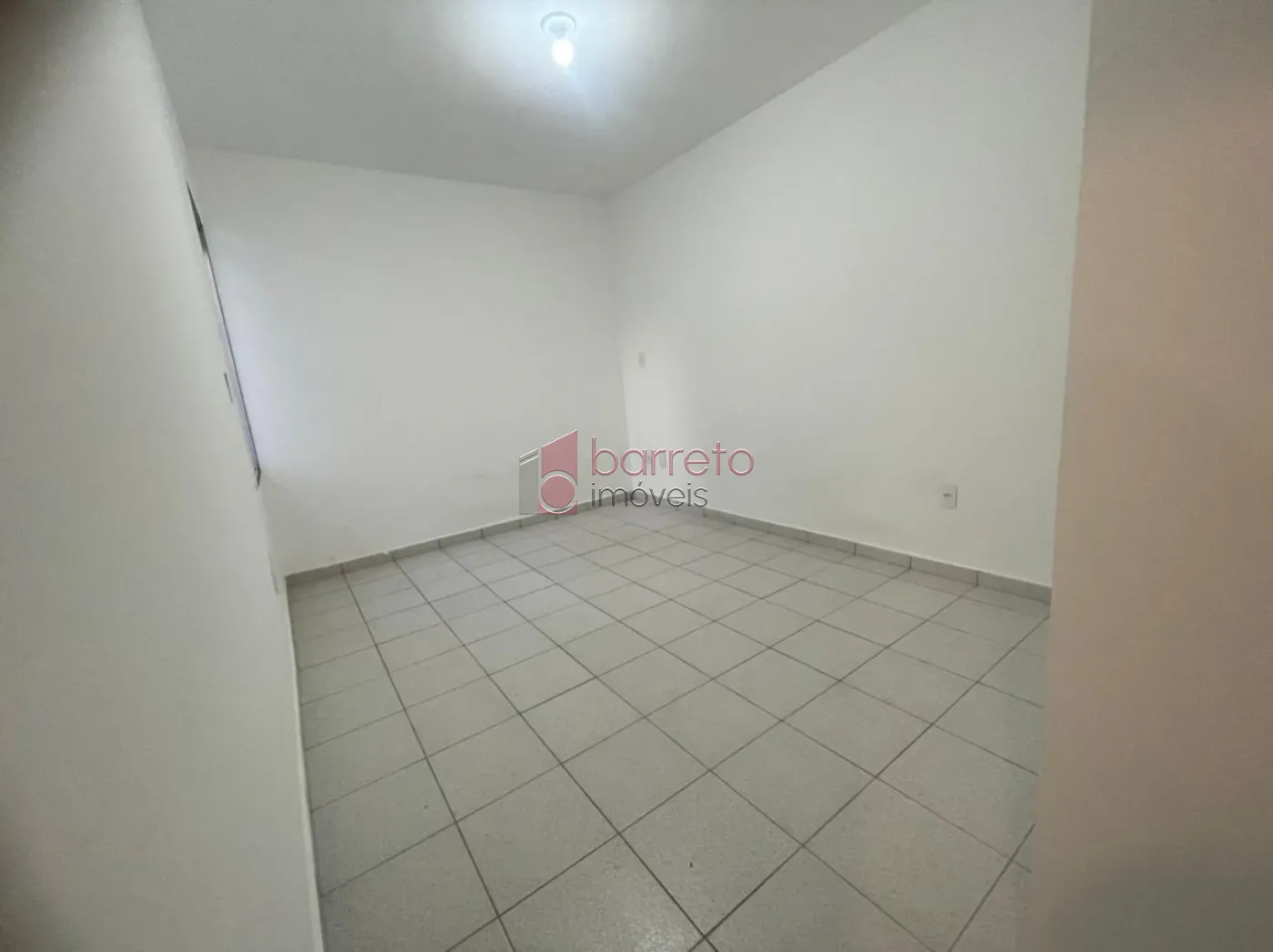 Comprar Apartamento / Padrão em Jundiaí R$ 300.000,00 - Foto 5