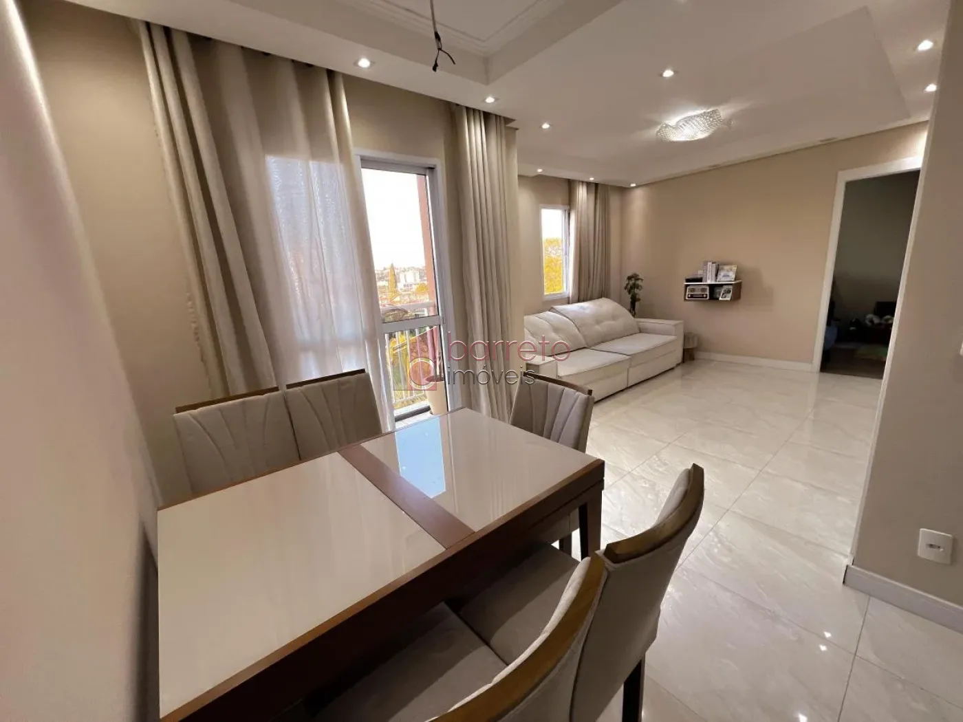 Comprar Apartamento / Padrão em Jundiaí R$ 597.000,00 - Foto 1