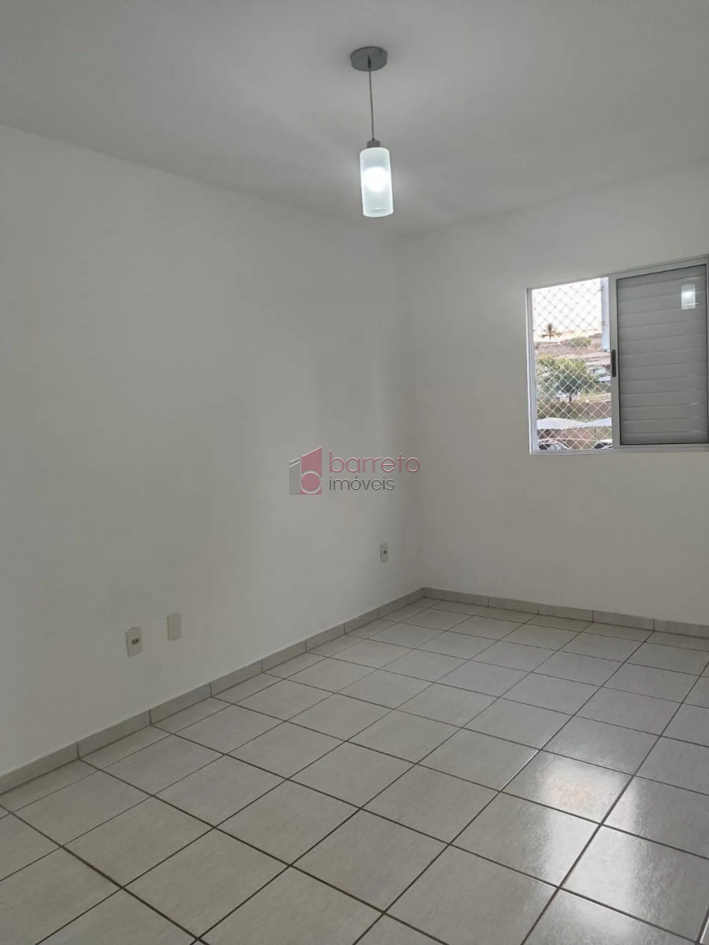 Comprar Apartamento / Padrão em Jundiaí R$ 325.000,00 - Foto 5