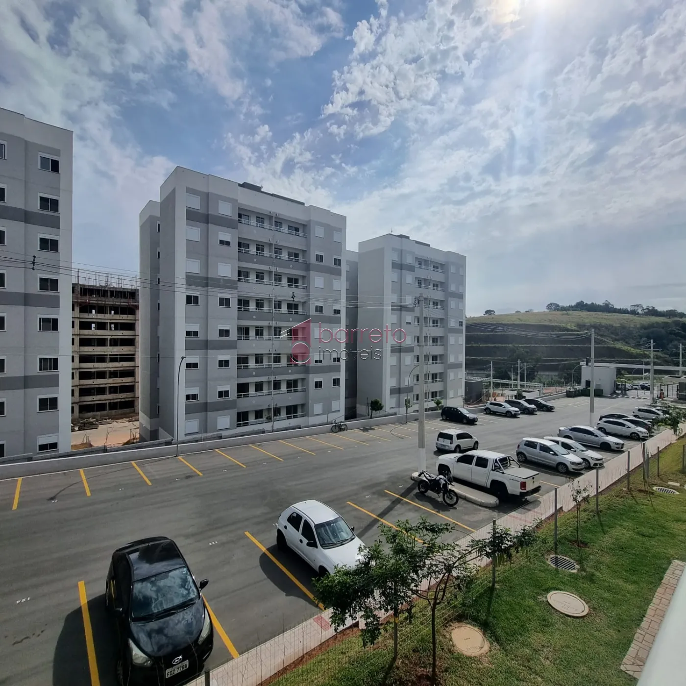 Comprar Apartamento / Padrão em Jundiaí R$ 420.000,00 - Foto 3