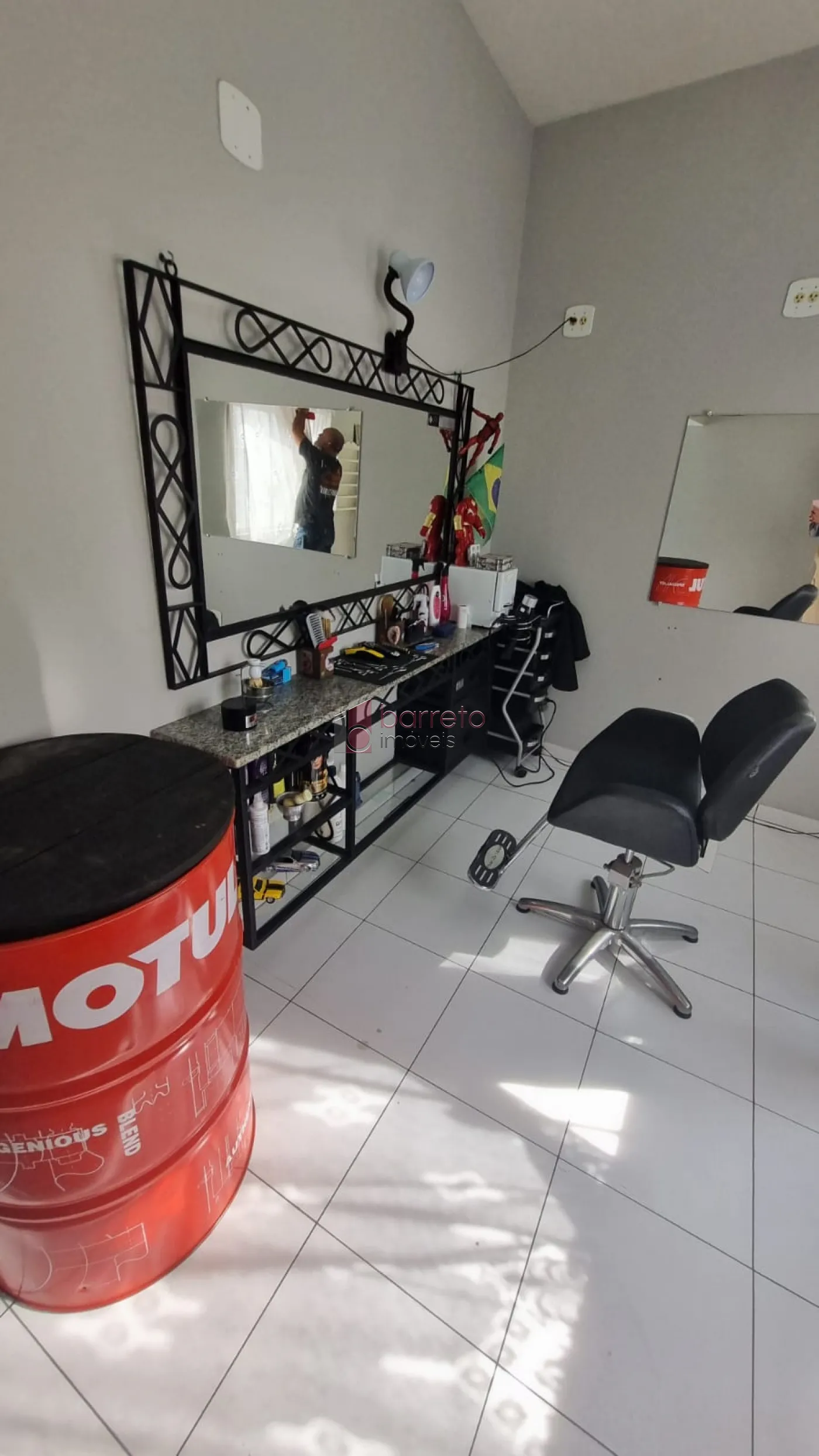 Alugar Comercial / Prédio em Jundiaí R$ 8.000,00 - Foto 2