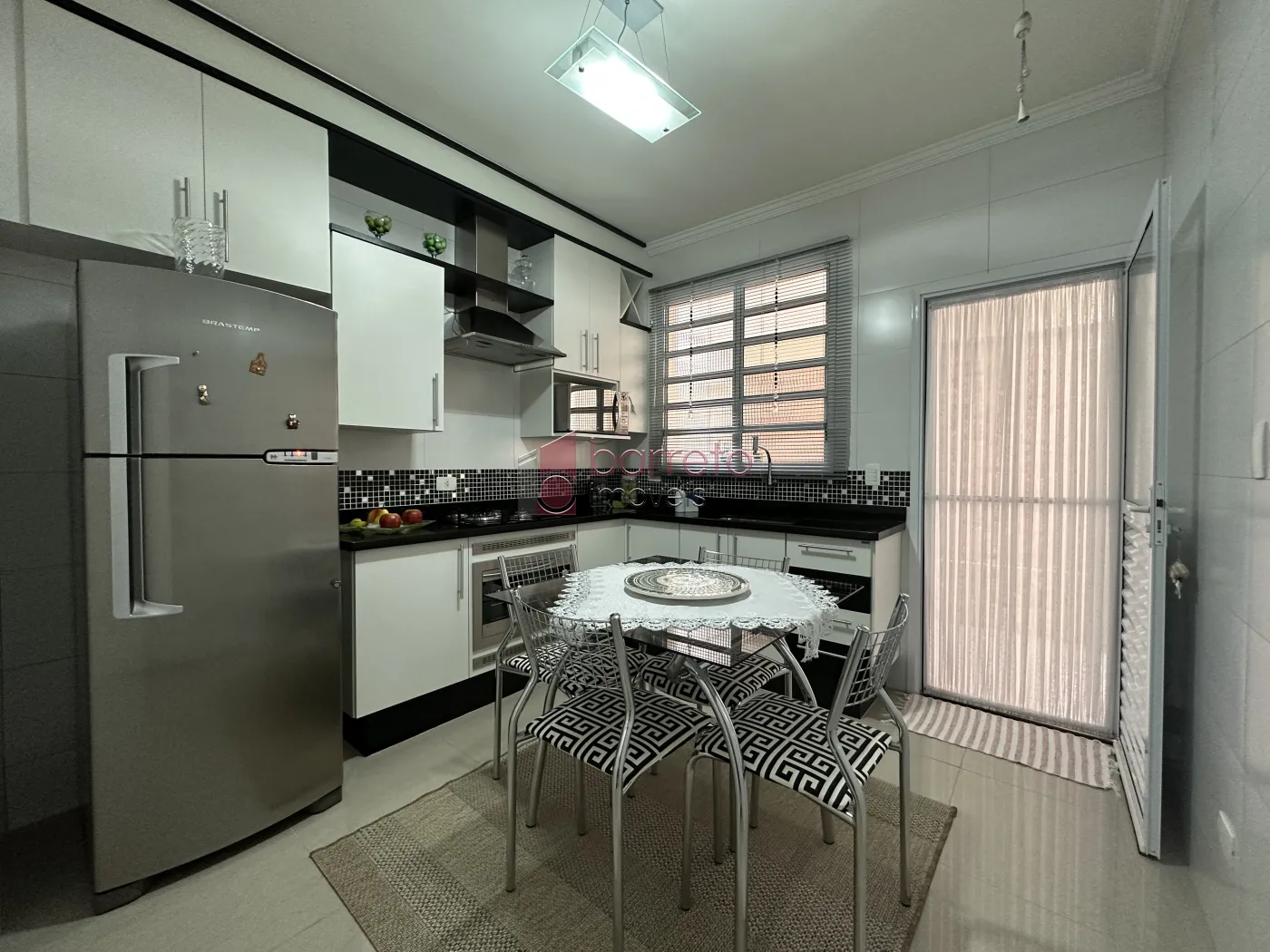 Comprar Casa / Térrea em Jundiaí R$ 870.000,00 - Foto 4