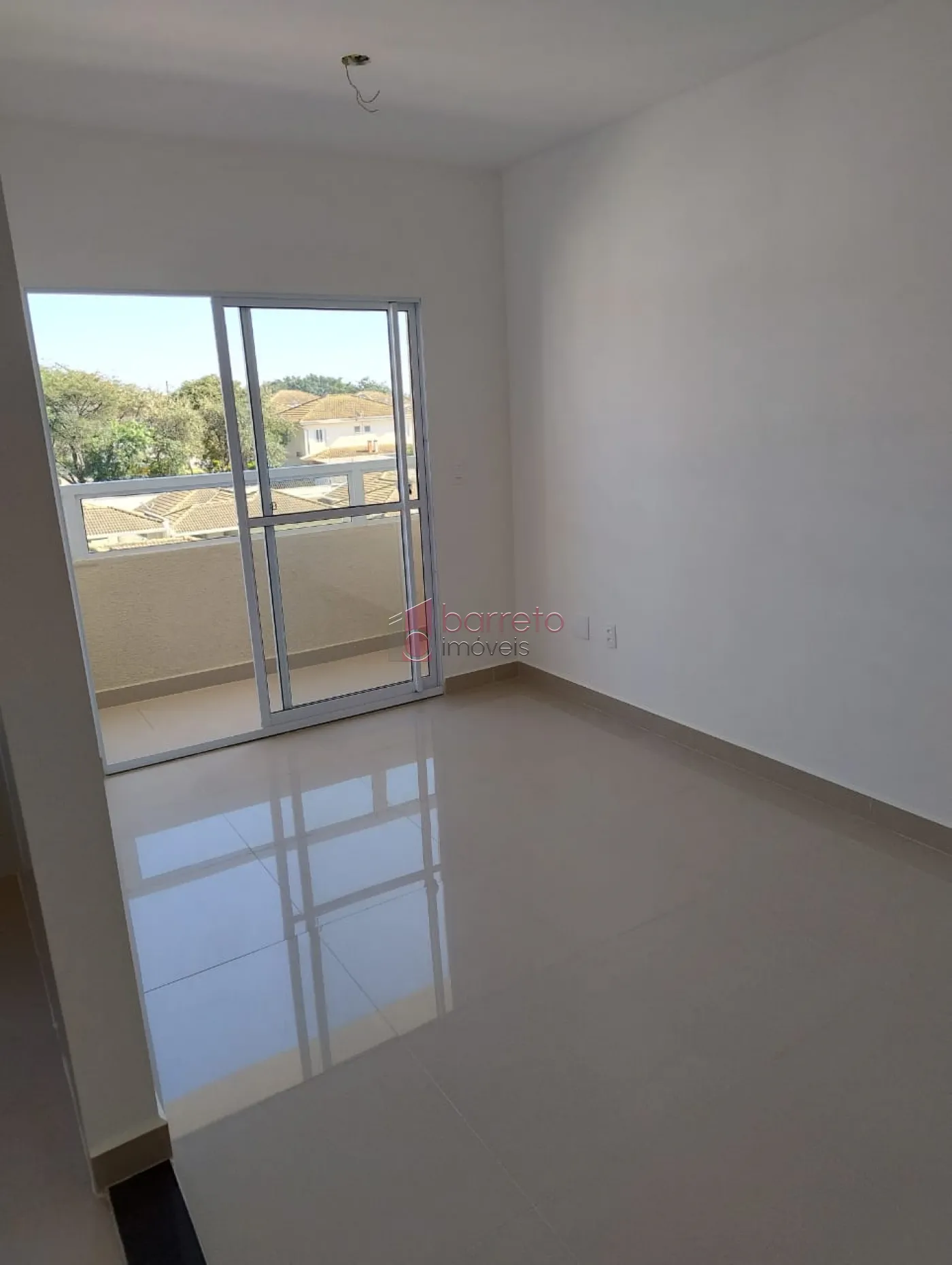 Comprar Apartamento / Padrão em Jundiaí R$ 390.000,00 - Foto 1