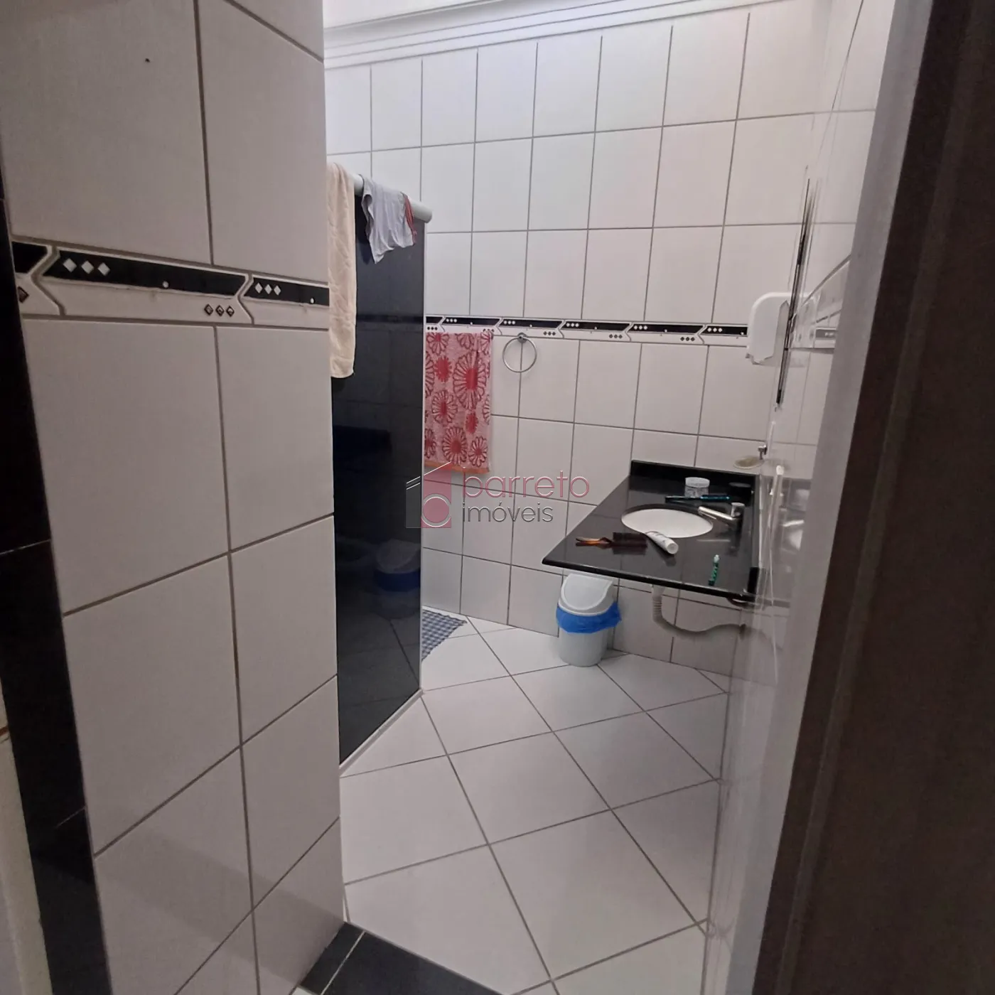 Comprar Comercial / Prédio em Jundiaí R$ 1.250.000,00 - Foto 11