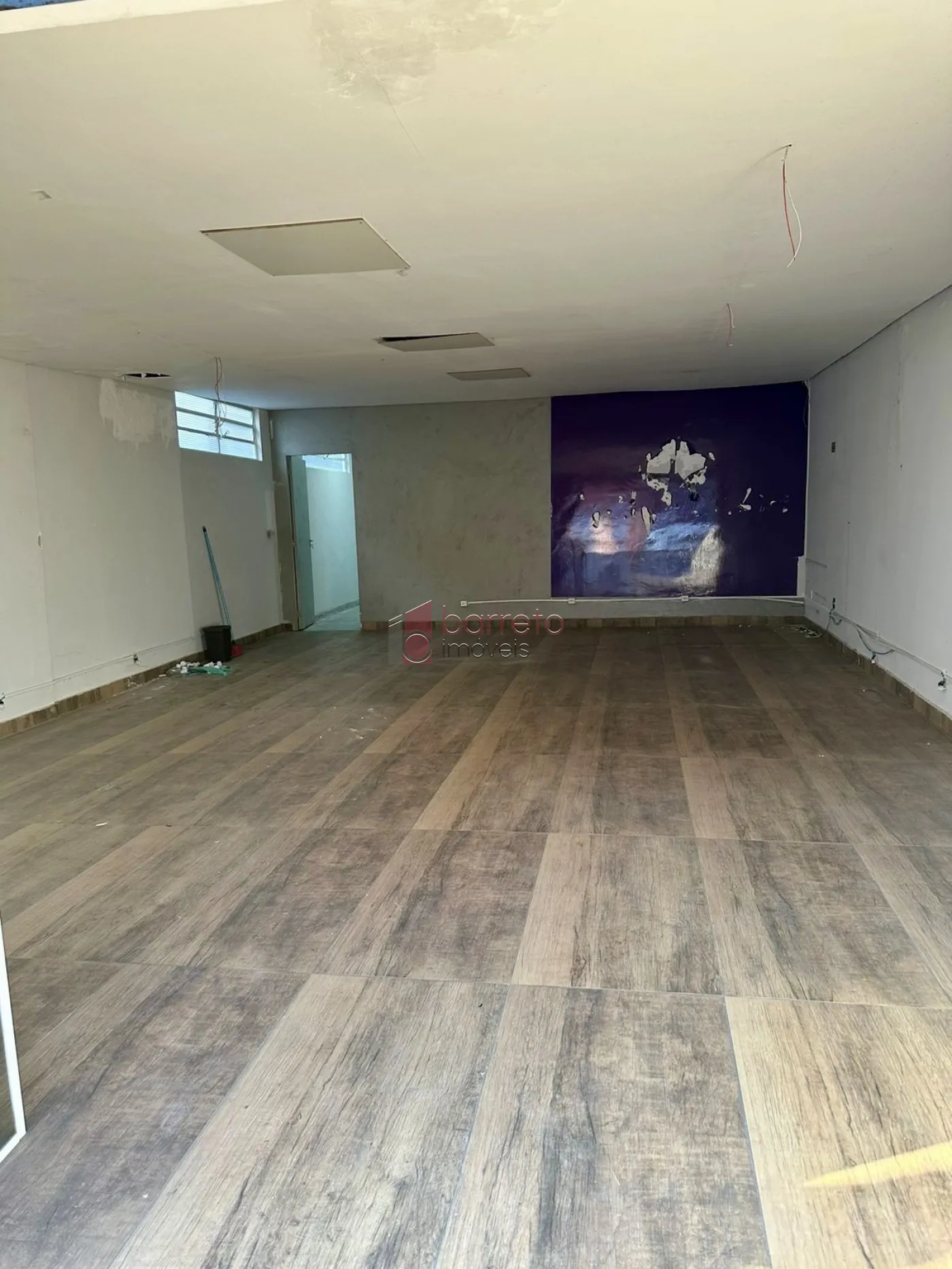 Alugar Comercial / Salão (sem cond.) em Jundiaí R$ 4.500,00 - Foto 1