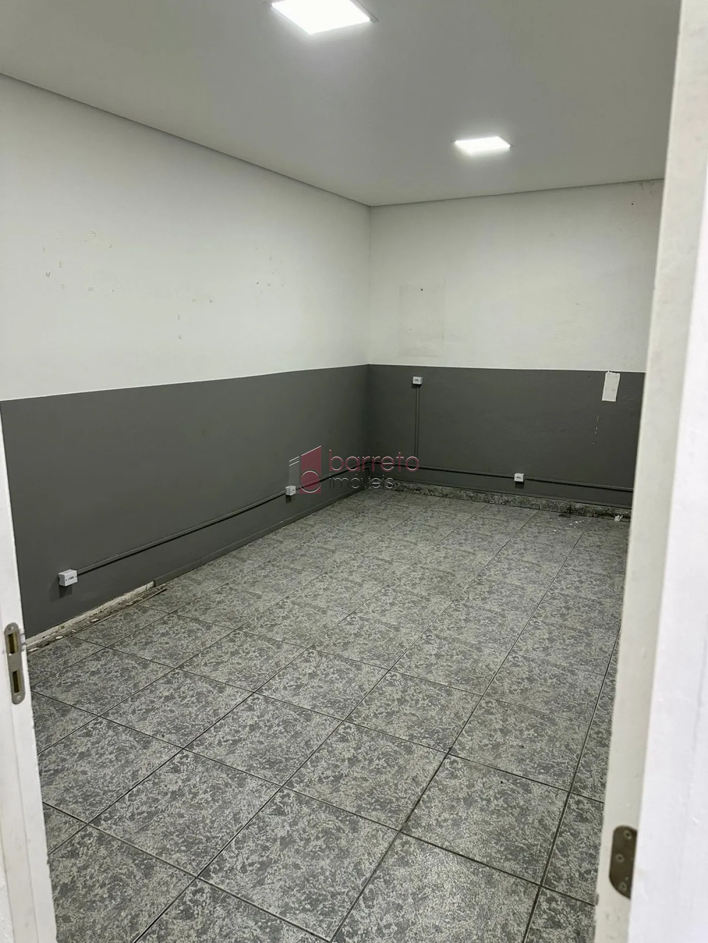 Alugar Comercial / Salão (sem cond.) em Jundiaí R$ 4.500,00 - Foto 3