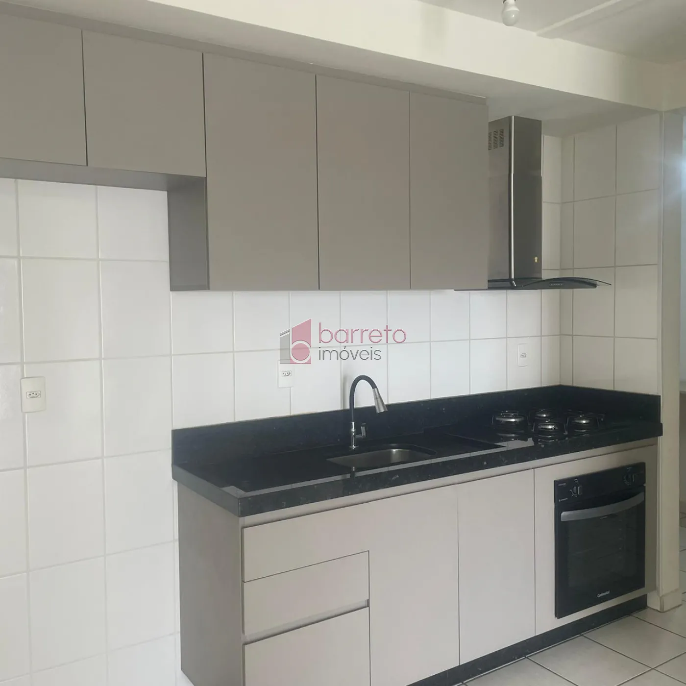 Comprar Apartamento / Padrão em Jundiaí R$ 329.900,00 - Foto 1