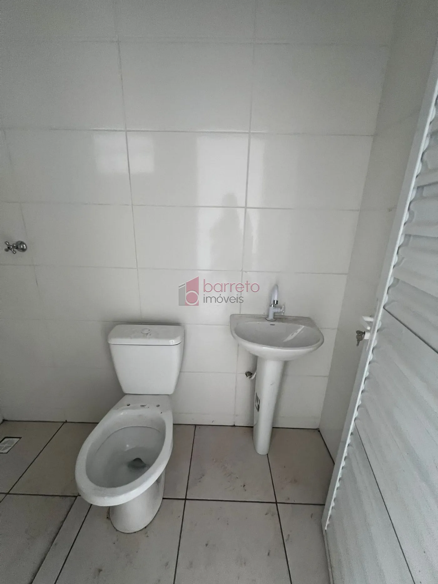 Alugar Comercial / Salão (sem cond.) em Jundiaí R$ 1.300,00 - Foto 4