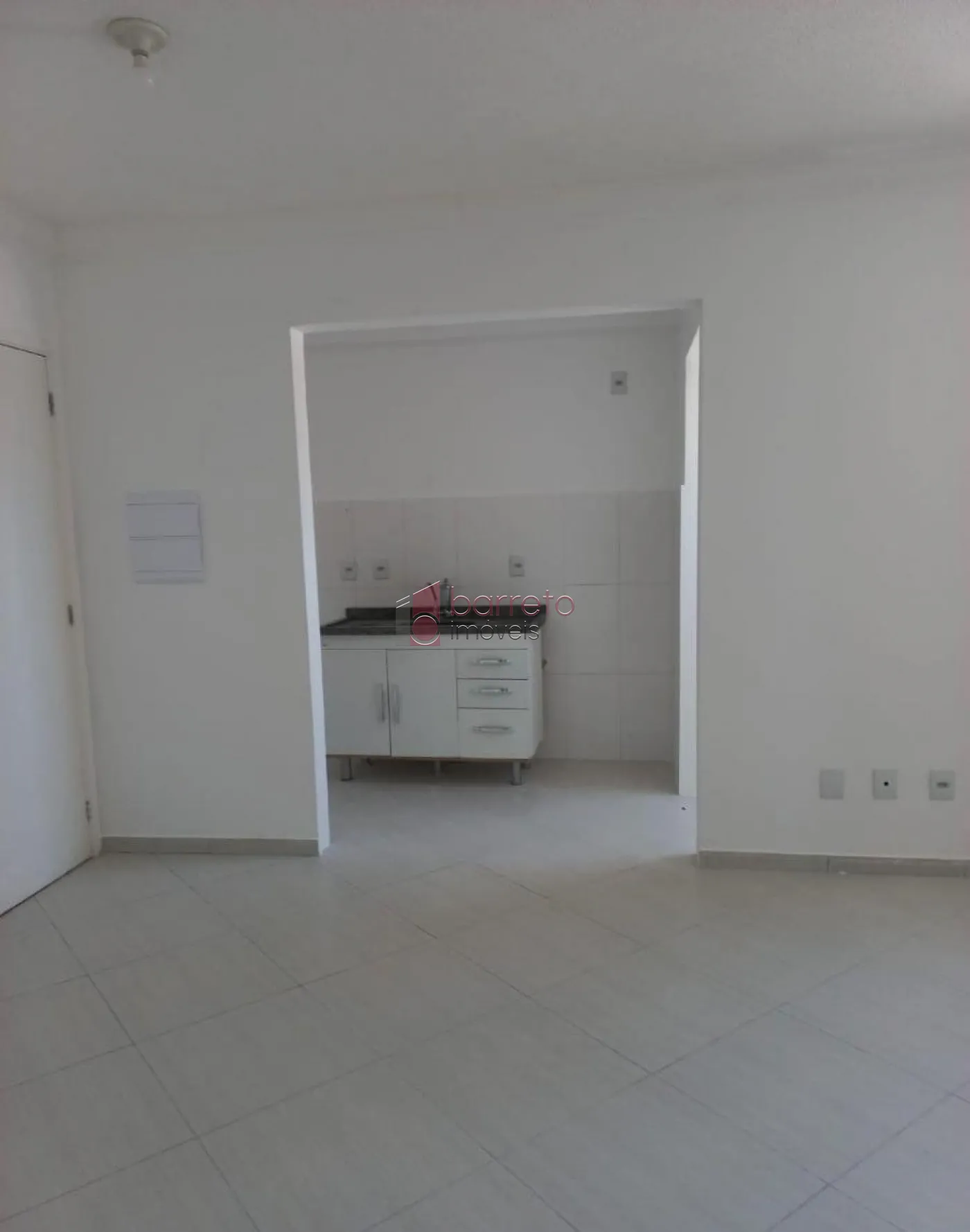 Comprar Apartamento / Padrão em Jundiaí R$ 270.000,00 - Foto 3