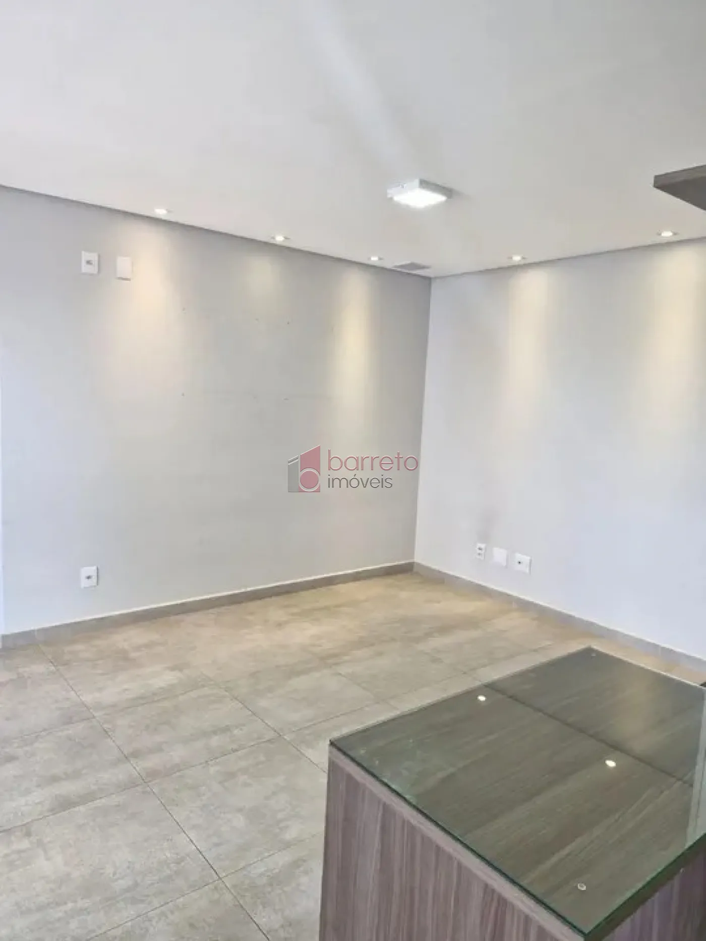 Comprar Apartamento / Padrão em Jundiaí R$ 440.000,00 - Foto 2