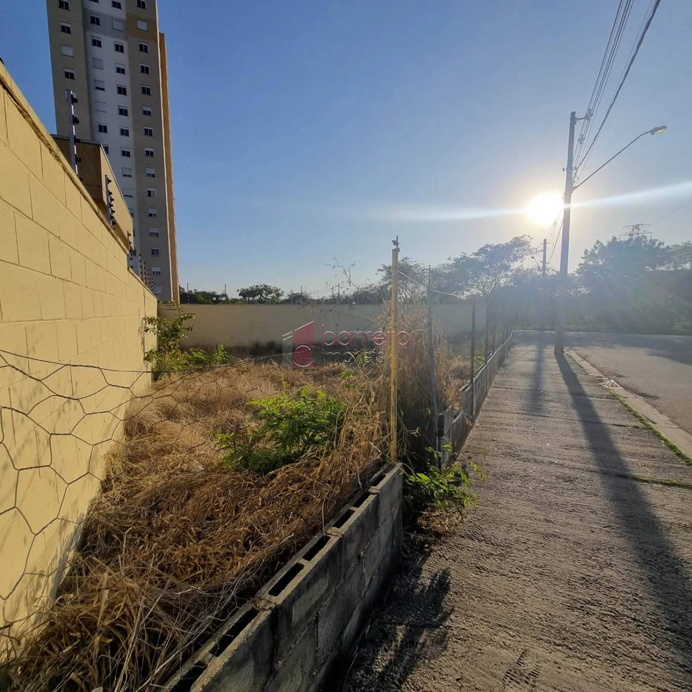 Comprar Terreno / Padrão em Jundiaí R$ 285.000,00 - Foto 1