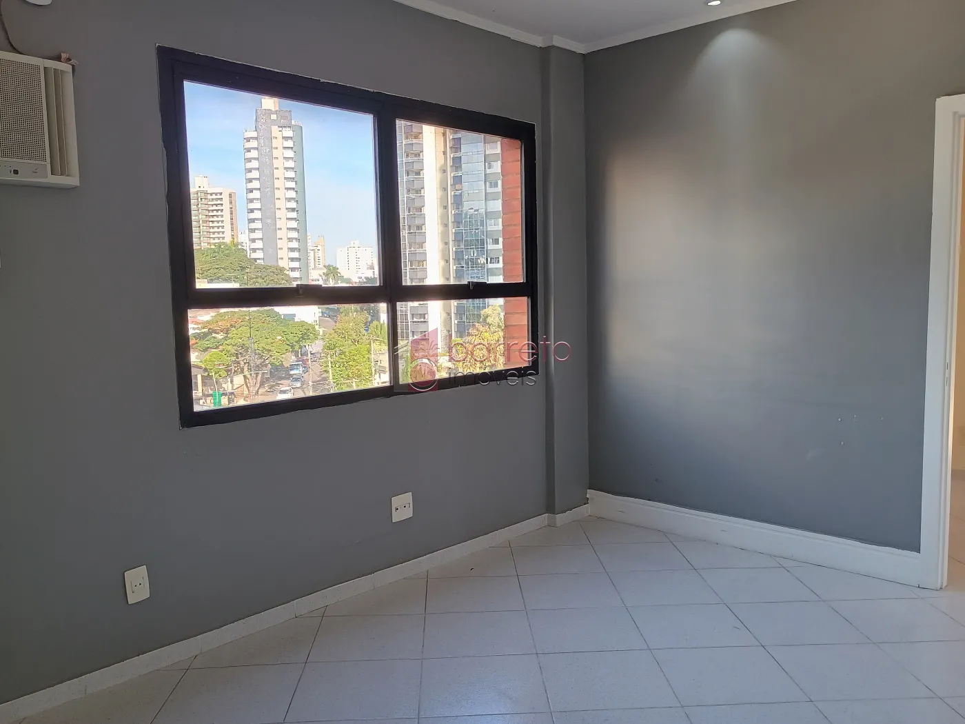 Alugar Comercial / Sala em Condomínio em Jundiaí R$ 2.900,00 - Foto 8