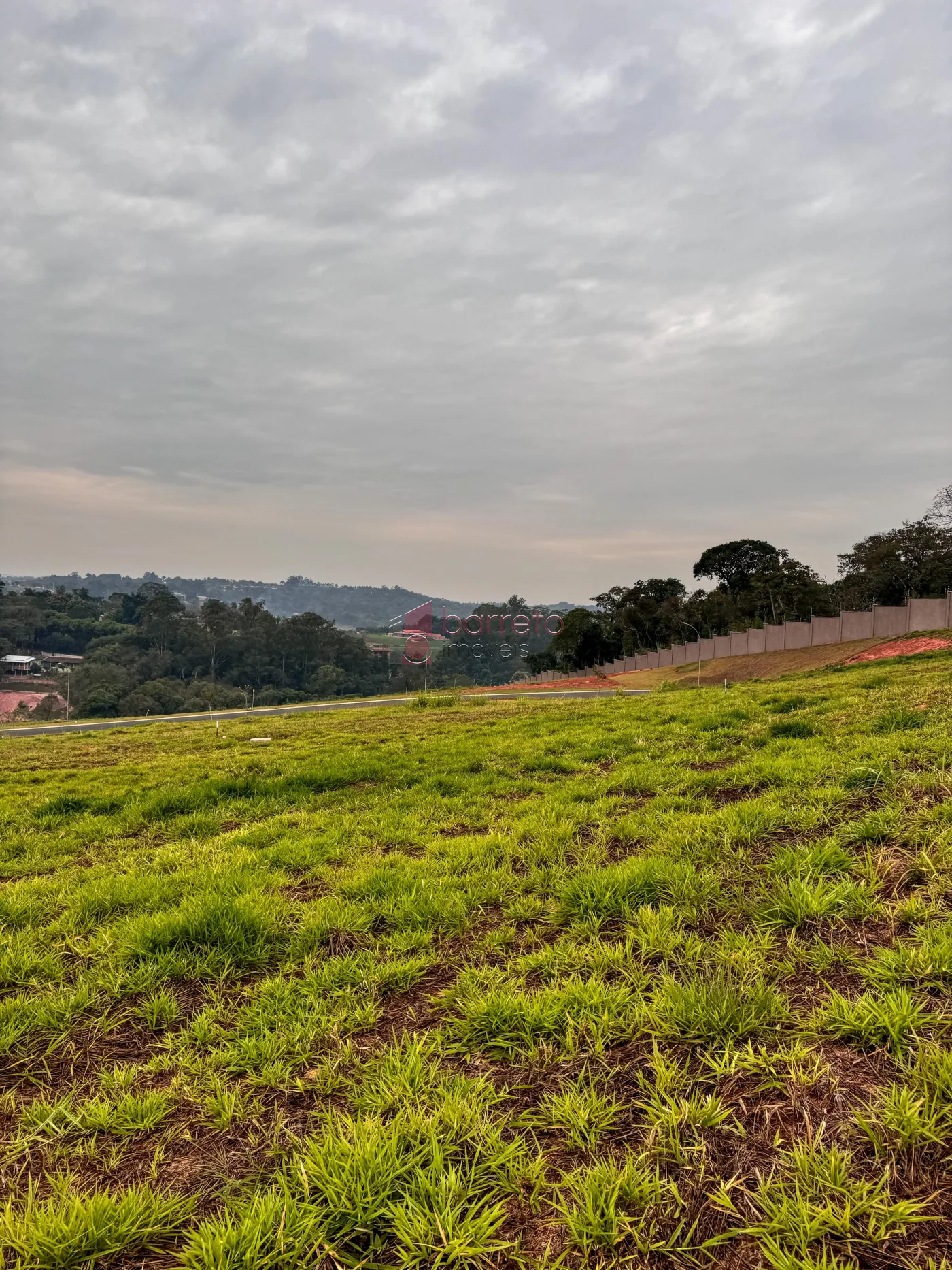 Comprar Terreno / Condomínio em Jundiaí R$ 1.100.000,00 - Foto 2