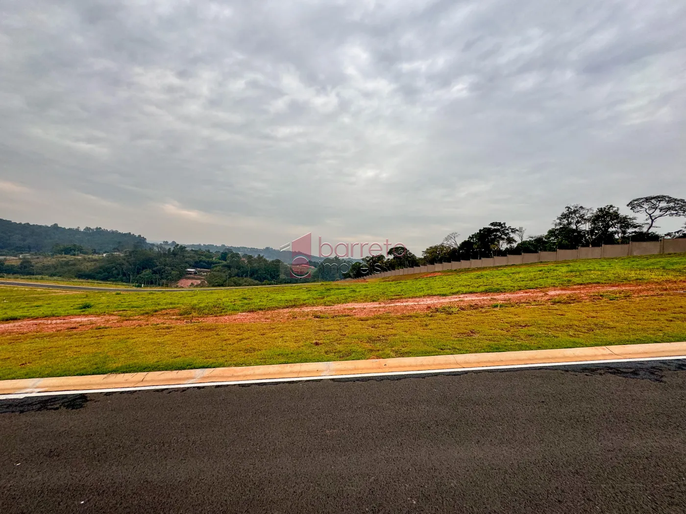 Comprar Terreno / Condomínio em Jundiaí R$ 1.100.000,00 - Foto 1