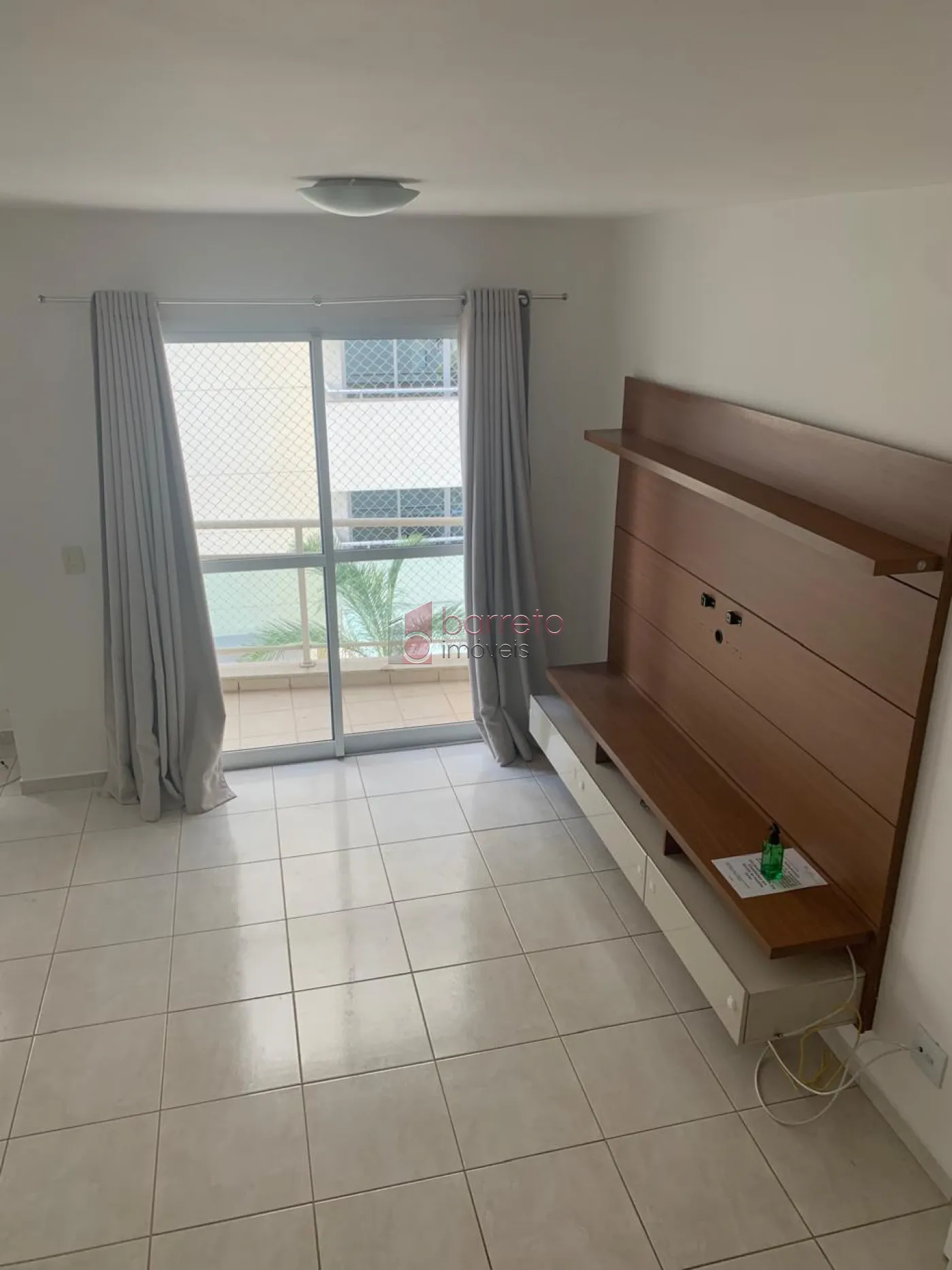 Comprar Apartamento / Flat em Jundiaí R$ 650.000,00 - Foto 1