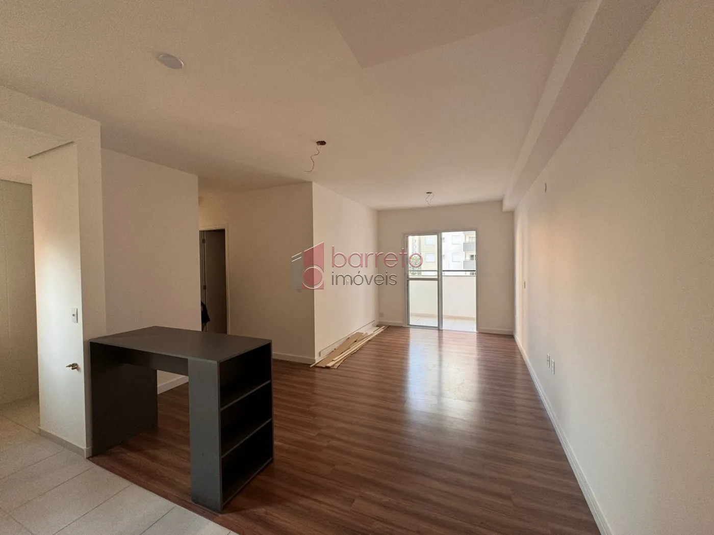 Alugar Apartamento / Padrão em Jundiaí R$ 3.300,00 - Foto 1