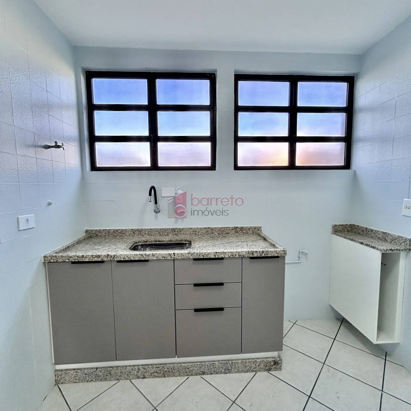 Comprar Apartamento / Padrão em Jundiaí R$ 260.000,00 - Foto 4