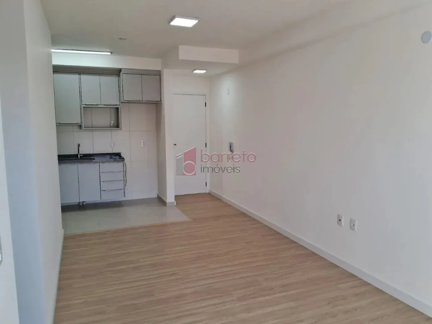 Alugar Apartamento / Padrão em Jundiaí R$ 3.100,00 - Foto 1