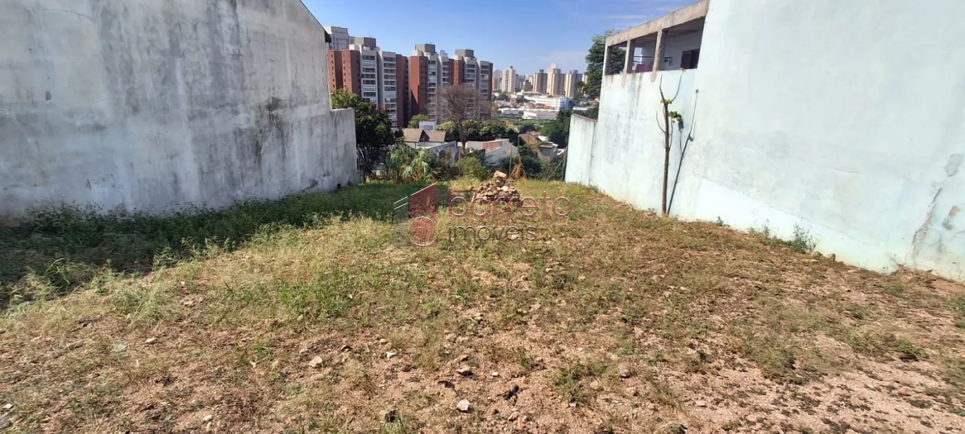 Comprar Terreno / Padrão em Jundiaí R$ 450.000,00 - Foto 1