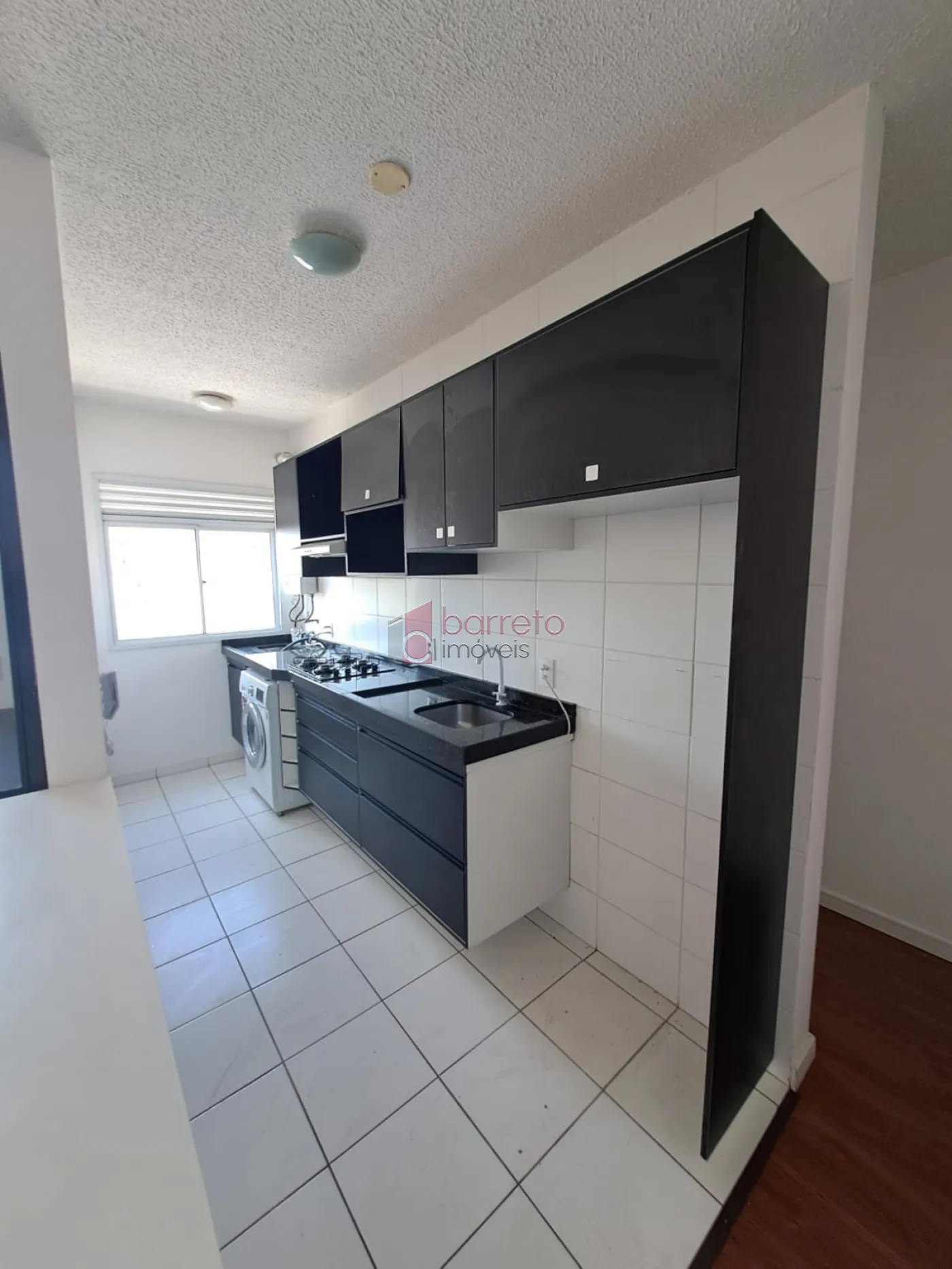 Comprar Apartamento / Padrão em Jundiaí R$ 350.000,00 - Foto 3