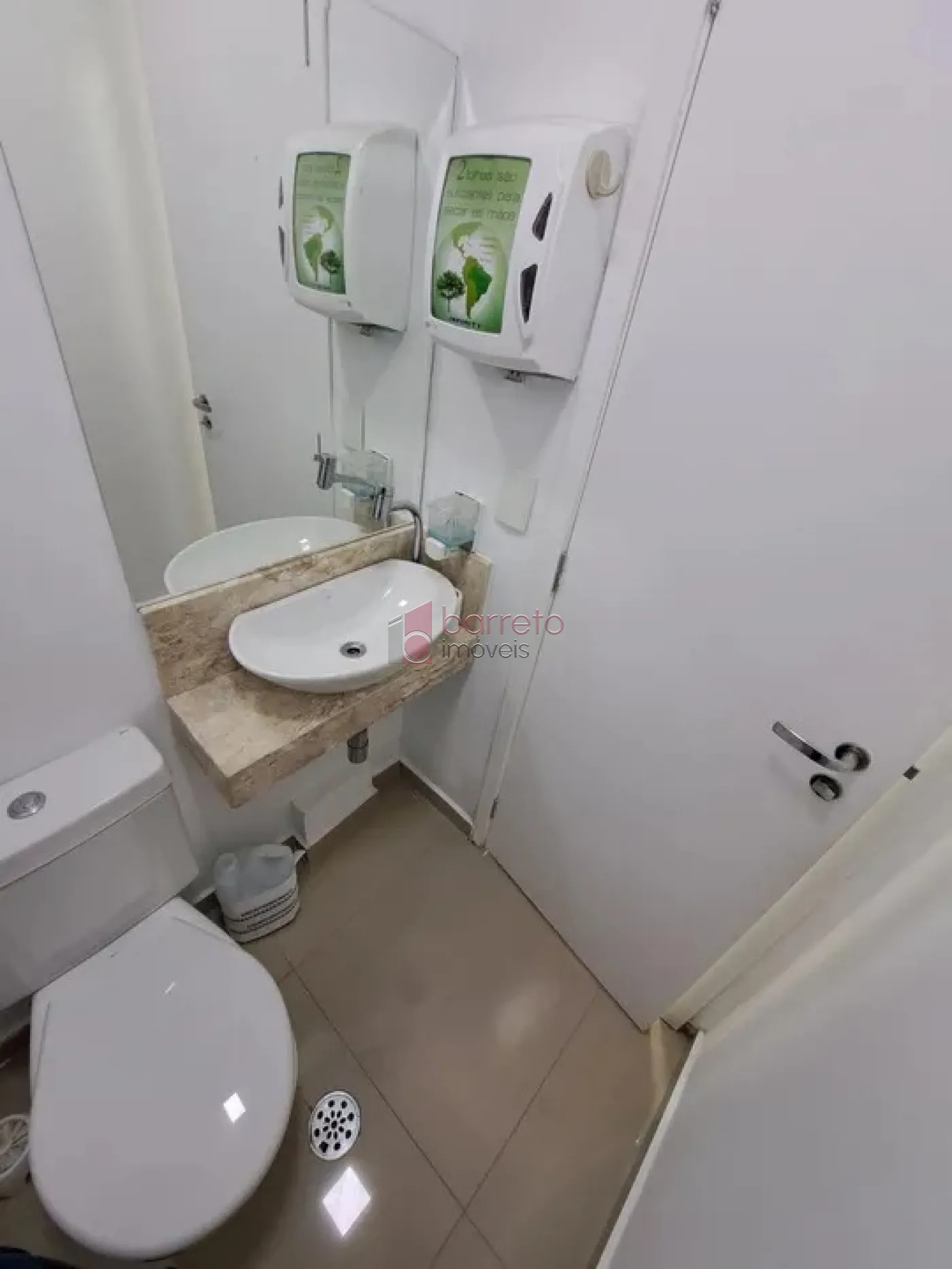 Alugar Comercial / Sala em Condomínio em Jundiaí R$ 1.700,00 - Foto 3