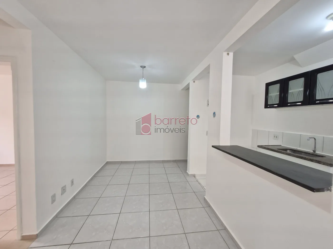 Alugar Apartamento / Padrão em Jundiaí R$ 1.700,00 - Foto 2