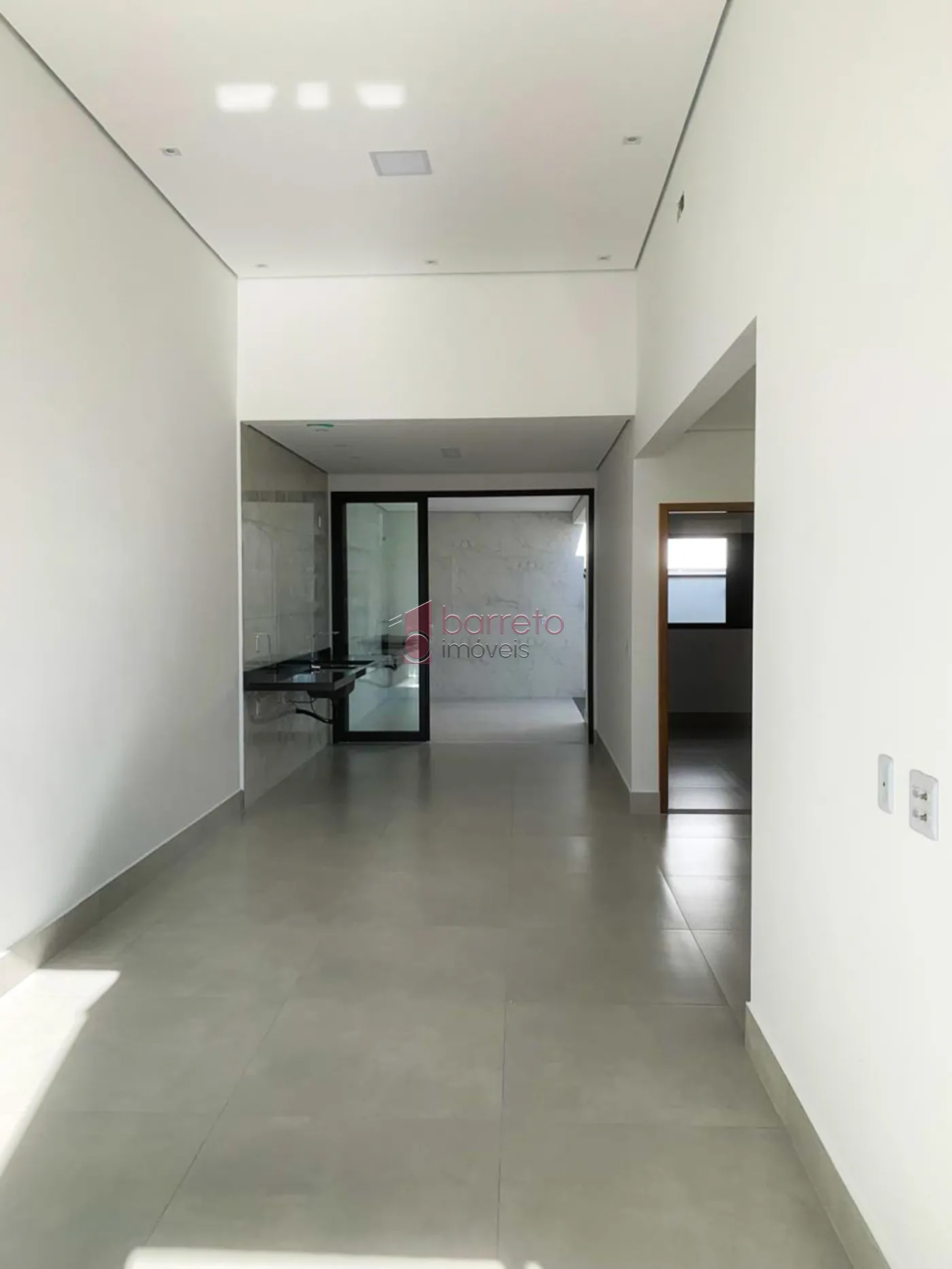 Comprar Casa / Padrão em Jundiaí R$ 730.000,00 - Foto 1